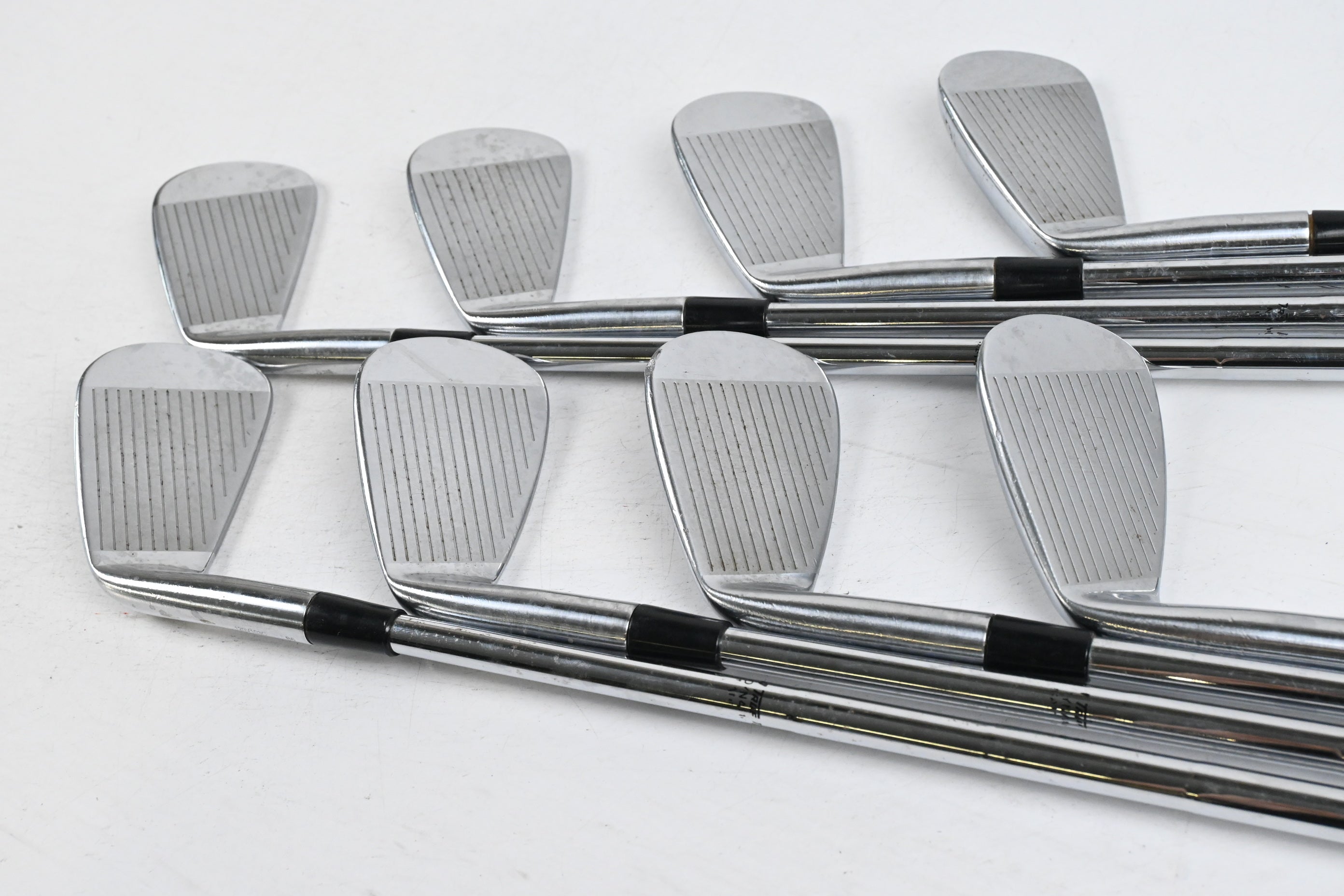 Taylormade Tour Preferred MB 2011 Irons / 3-PW / X-Flex Dynamic Gold X100