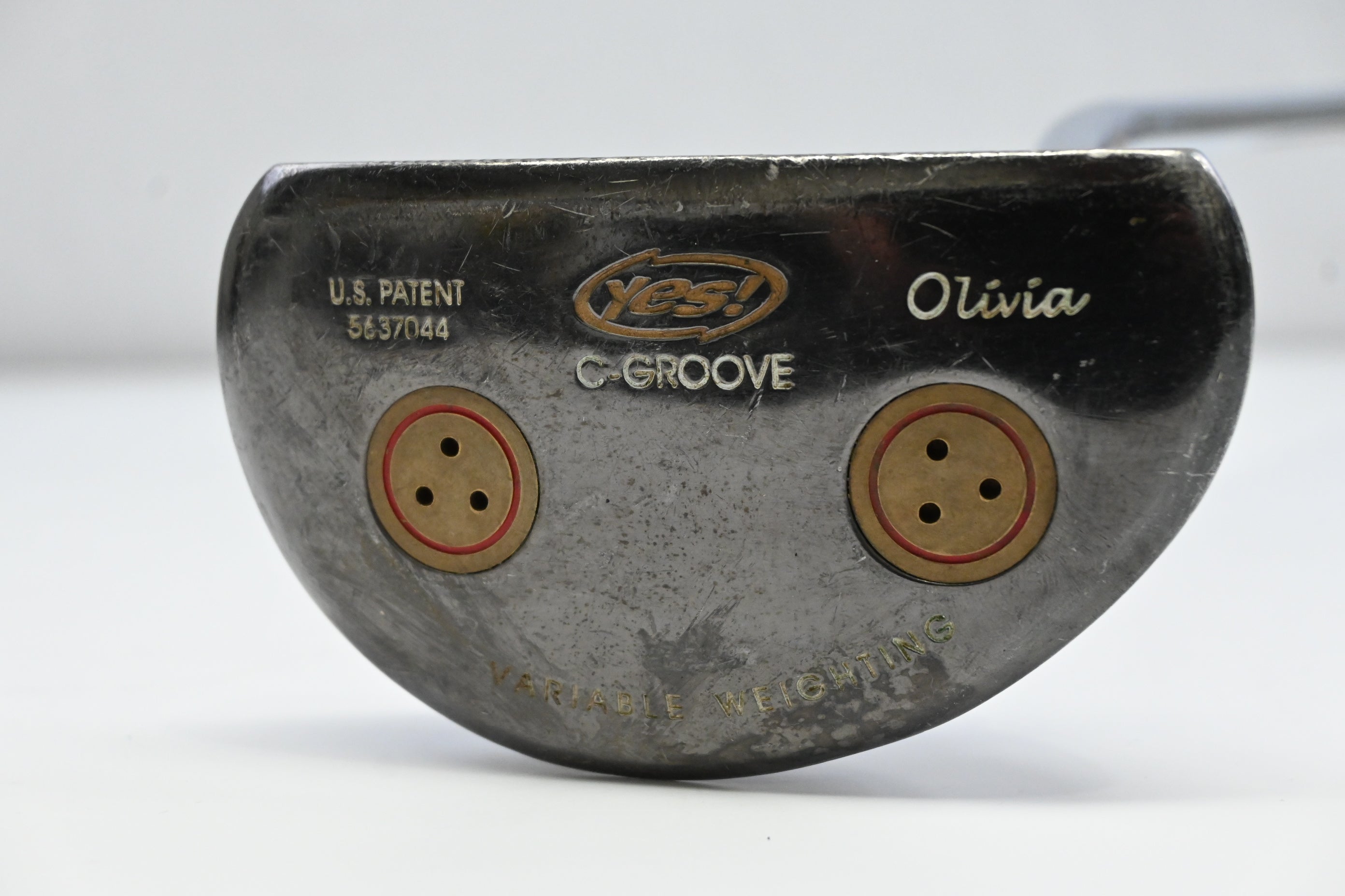 Yes! C-Groove Olivia Putter / 34 Inch
