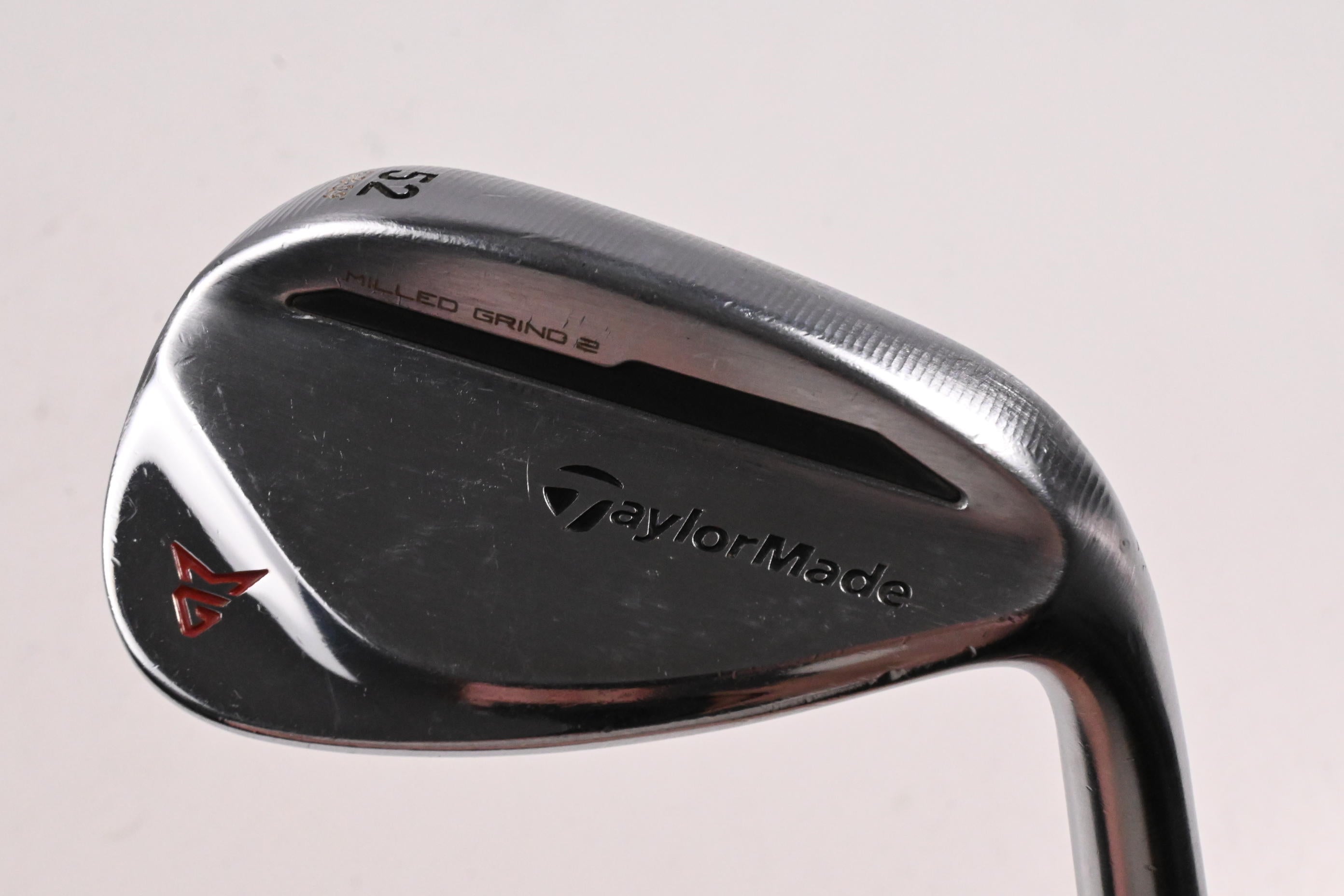 Taylormade Milled Grind 2 Chrome Gap Wedge / 52 Degree / Stiff Flex Dynamic Gold