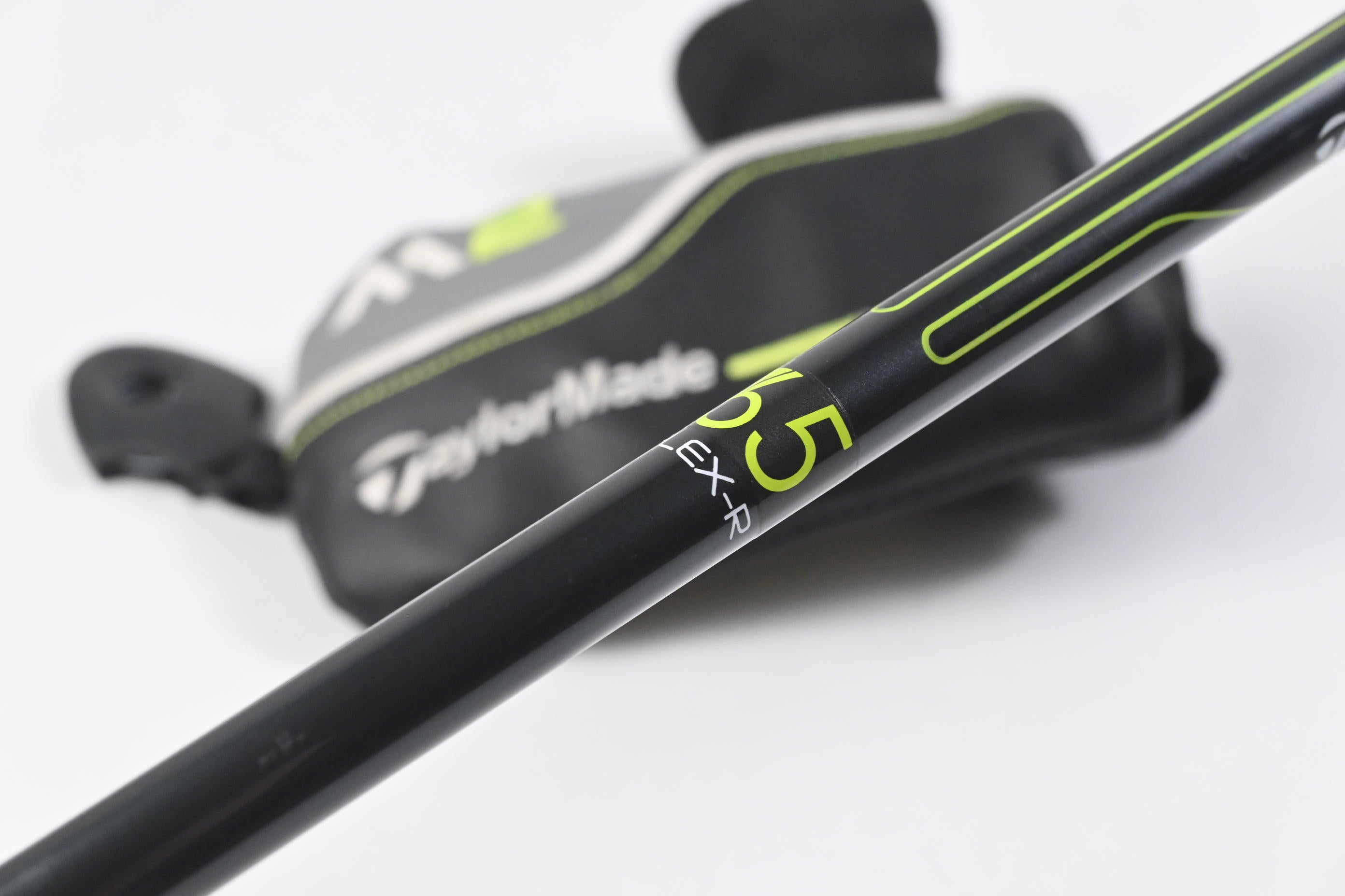Taylormade M2 2017 #4 Hybrid / 22 Degree / Regular Flex REAX 65 Shaft