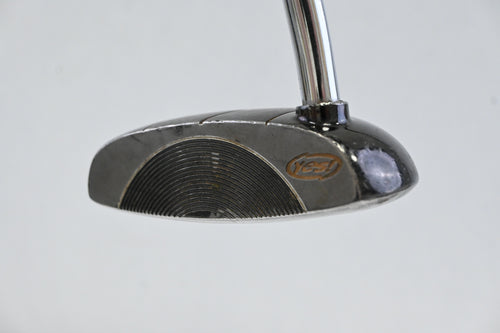 Yes! C-Groove Olivia Putter / 34 Inch