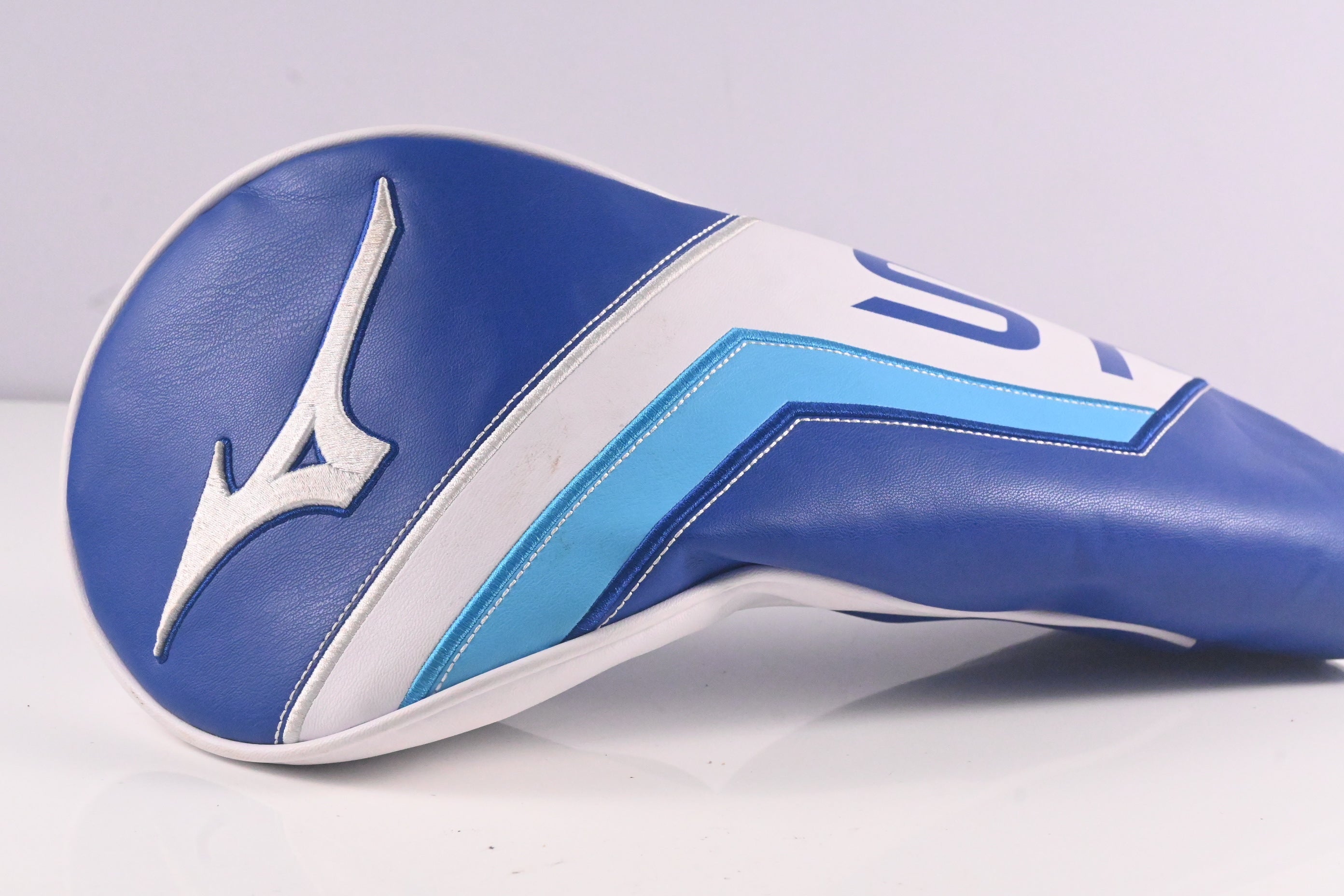 Mizuno ST-Max 230 Driver / 10.5 Degree / Senior Flex Aldila Ascent 40 Shaft