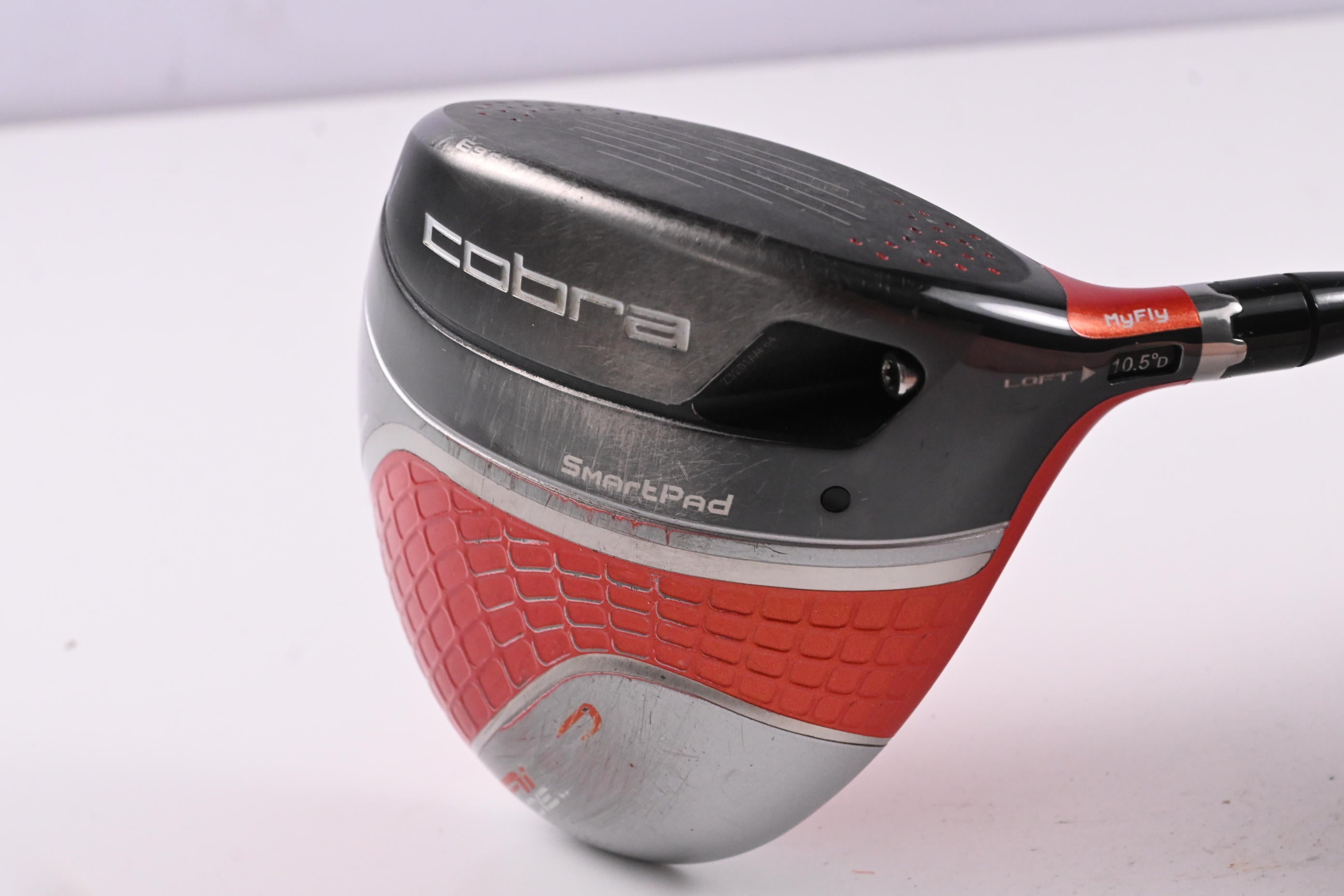 Cobra AMP Cell Driver / 10.5 Degree / Regular Flex Fujikura Fuel 57 Shaft