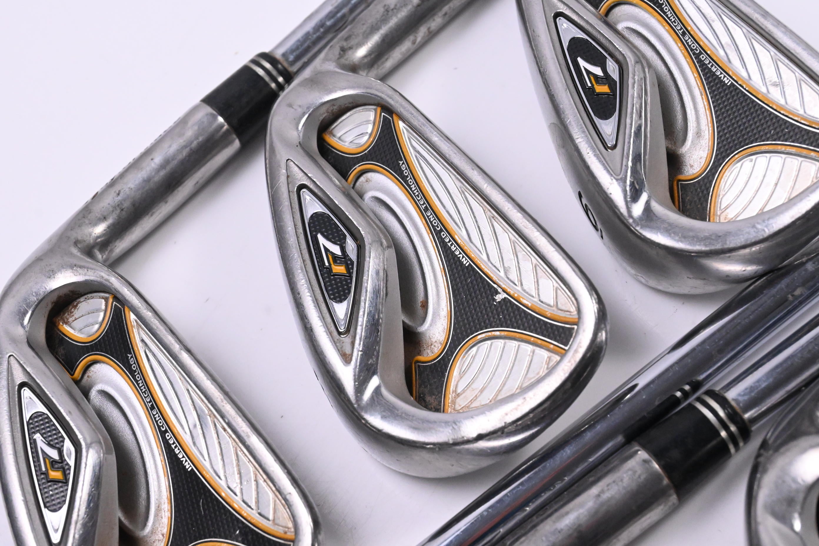 Taylormade R7 Irons / 4-PW / Regular Flex Taylormade T-Step 90 Shafts