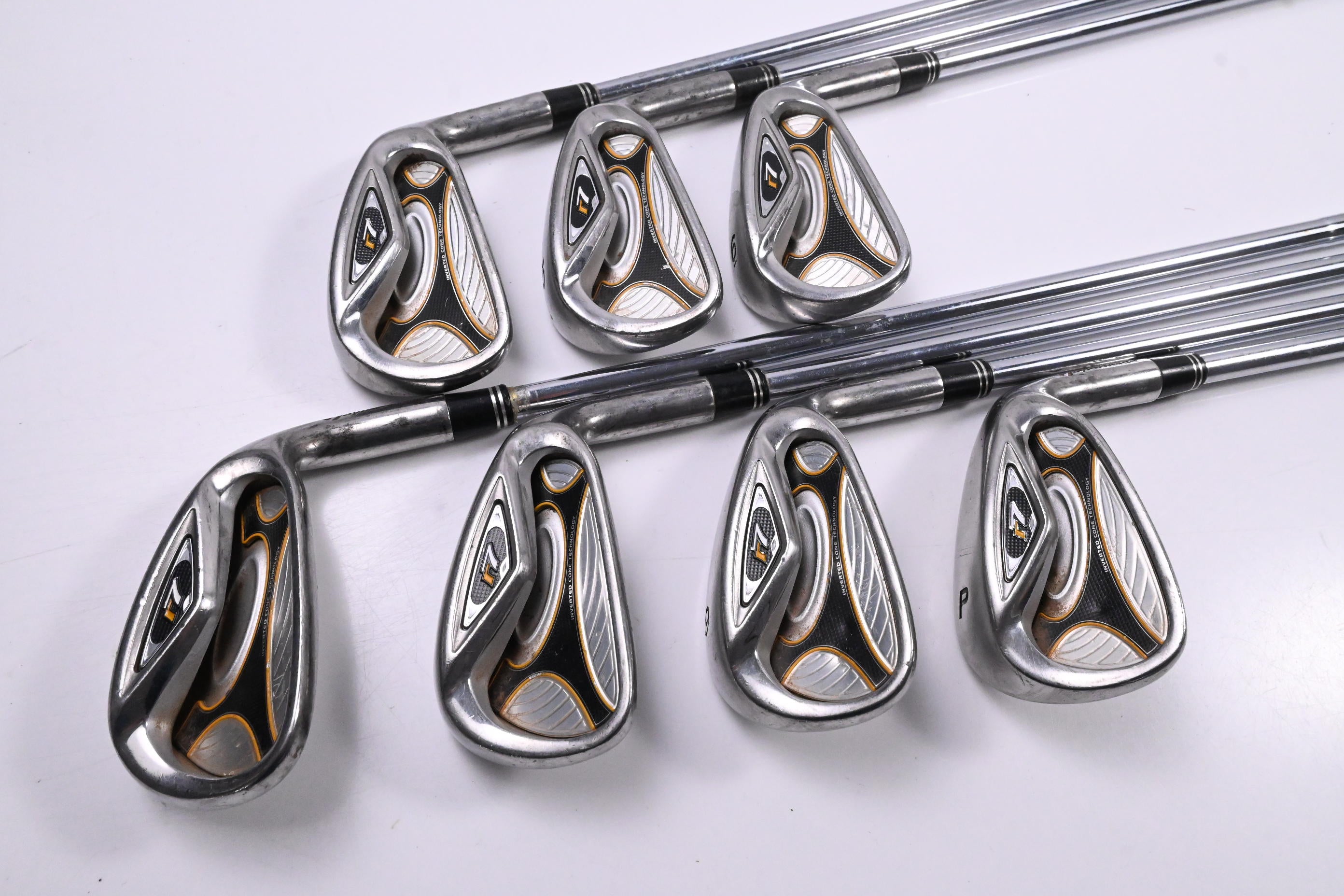 Taylormade R7 Irons / 4-PW / Regular Flex Taylormade T-Step 90 Shafts