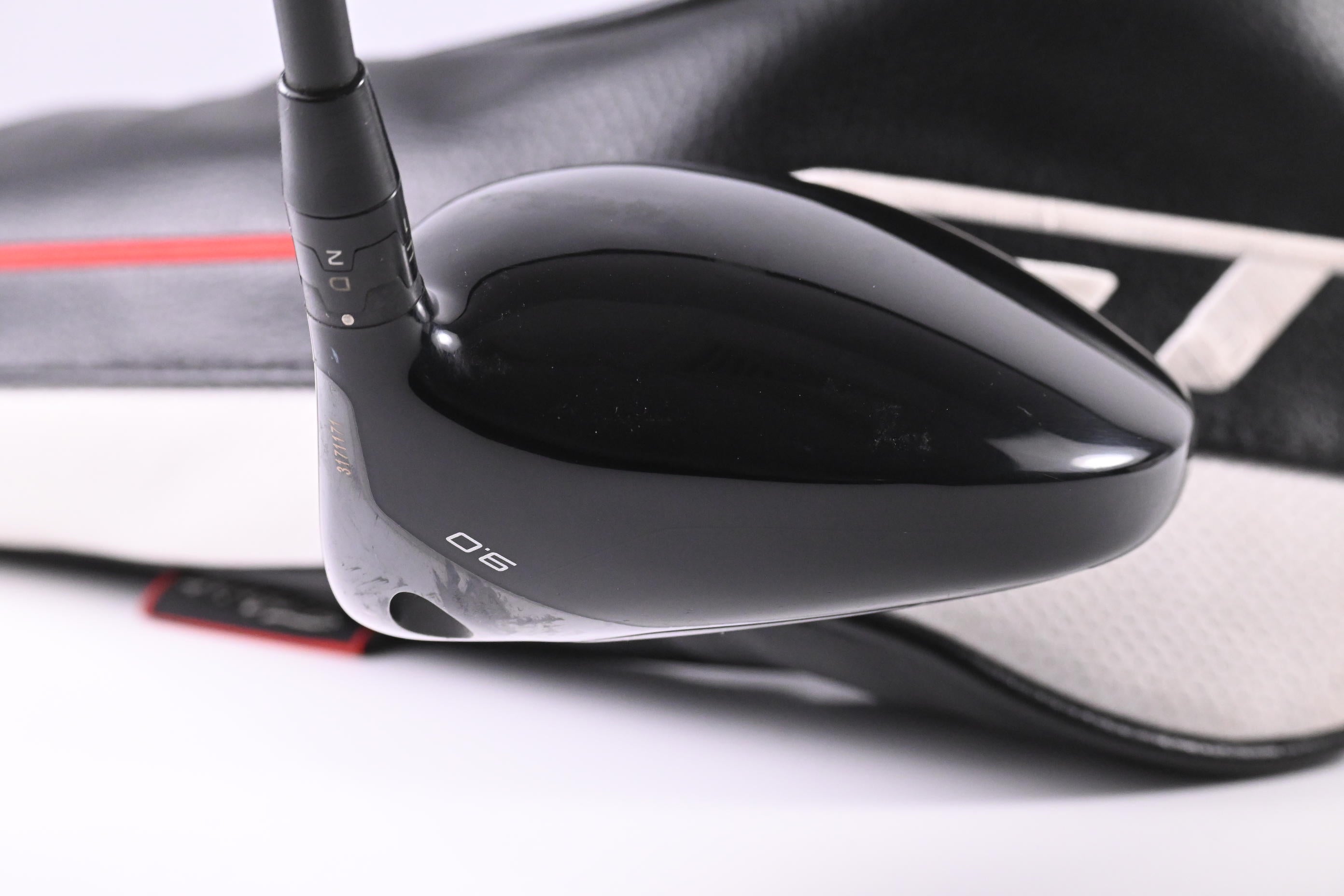 Titleist GT3 Driver / 9 Degree / Stiff Flex Project X HZRDUS Black 60 Shaft