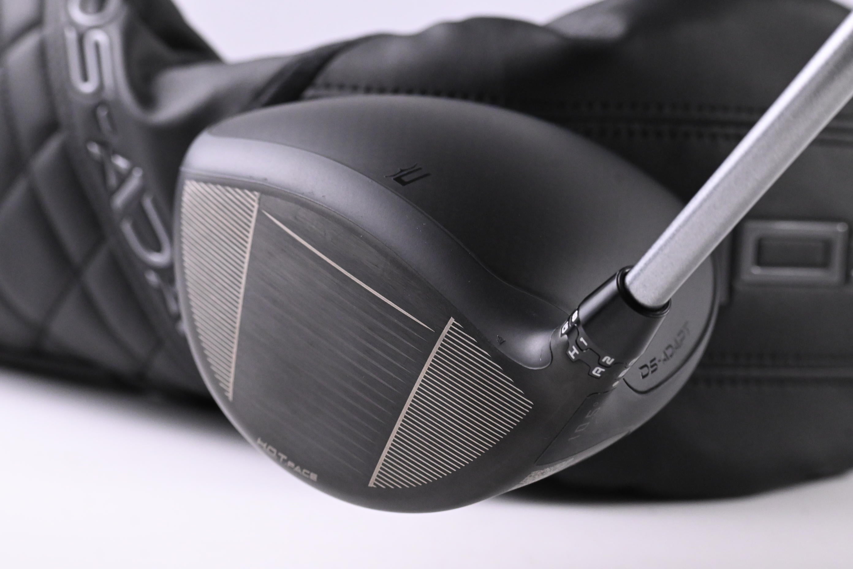 Cobra DS-Adapt LS Driver / 10.5 Degree / Stiff Flex Fujikura Pro 60 Shaft