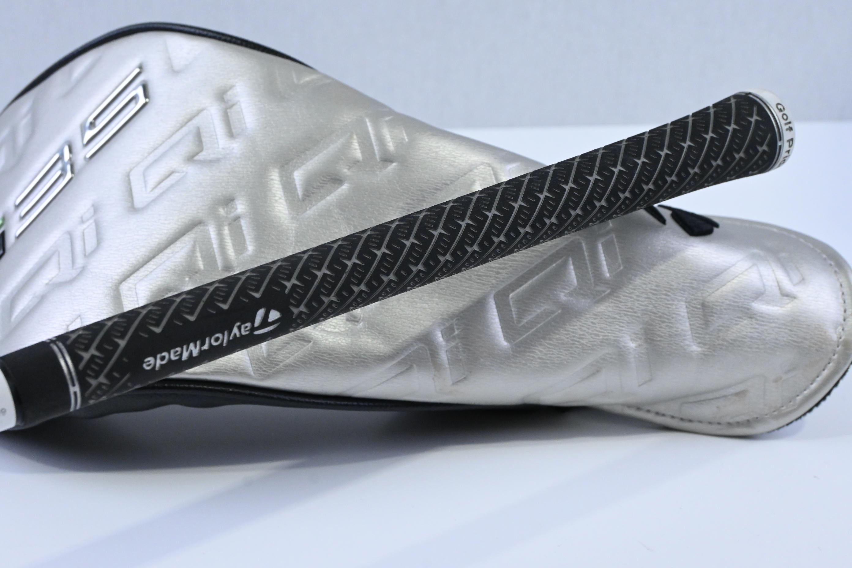Taylormade Qi35 Max Lite Driver / 12 Degree / Senior Flex Vanquish 4 Shaft