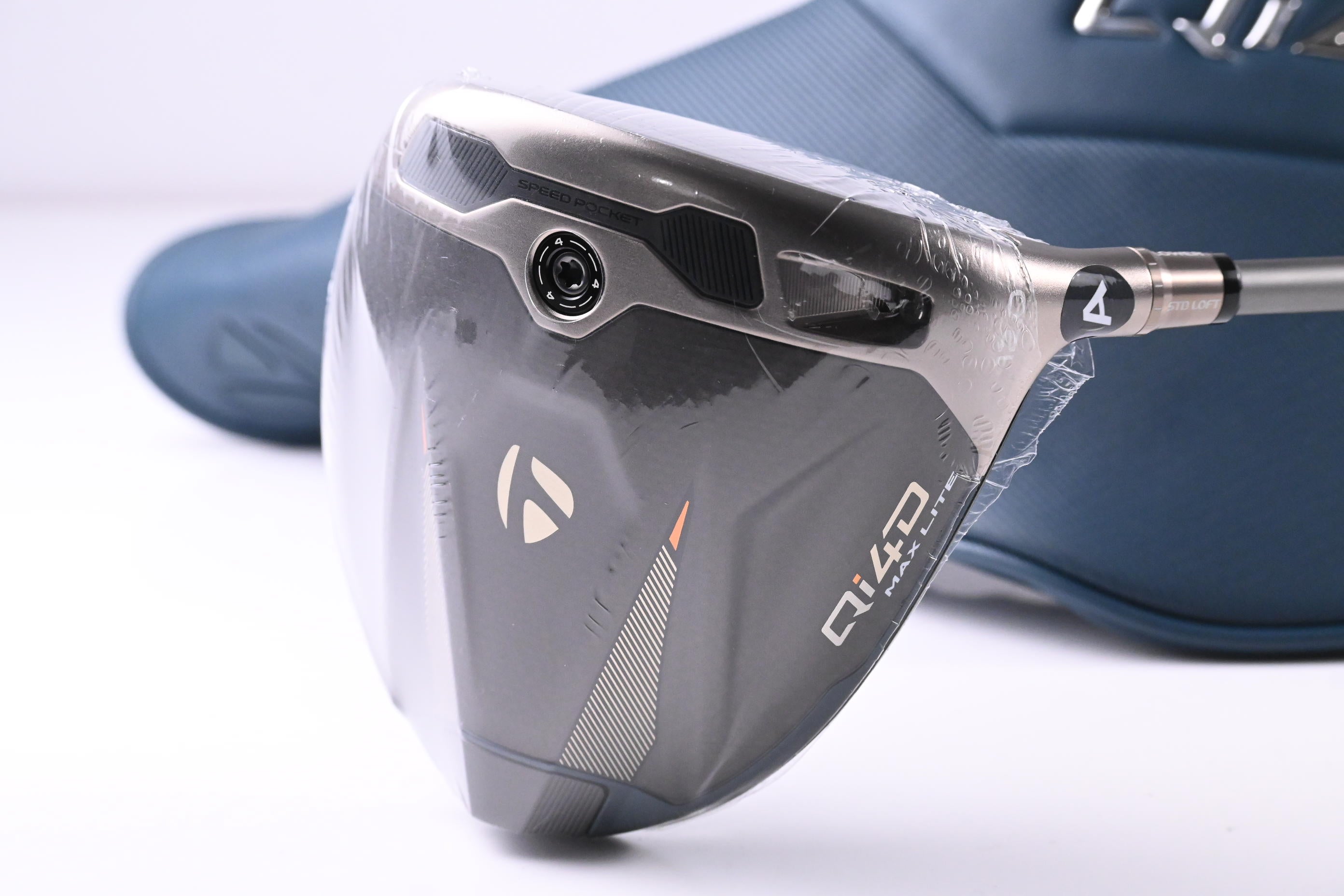 Taylormade Qi4D Max Lite Driver / 12 Degree / Senior Flex REAX Blue 40 Shaft