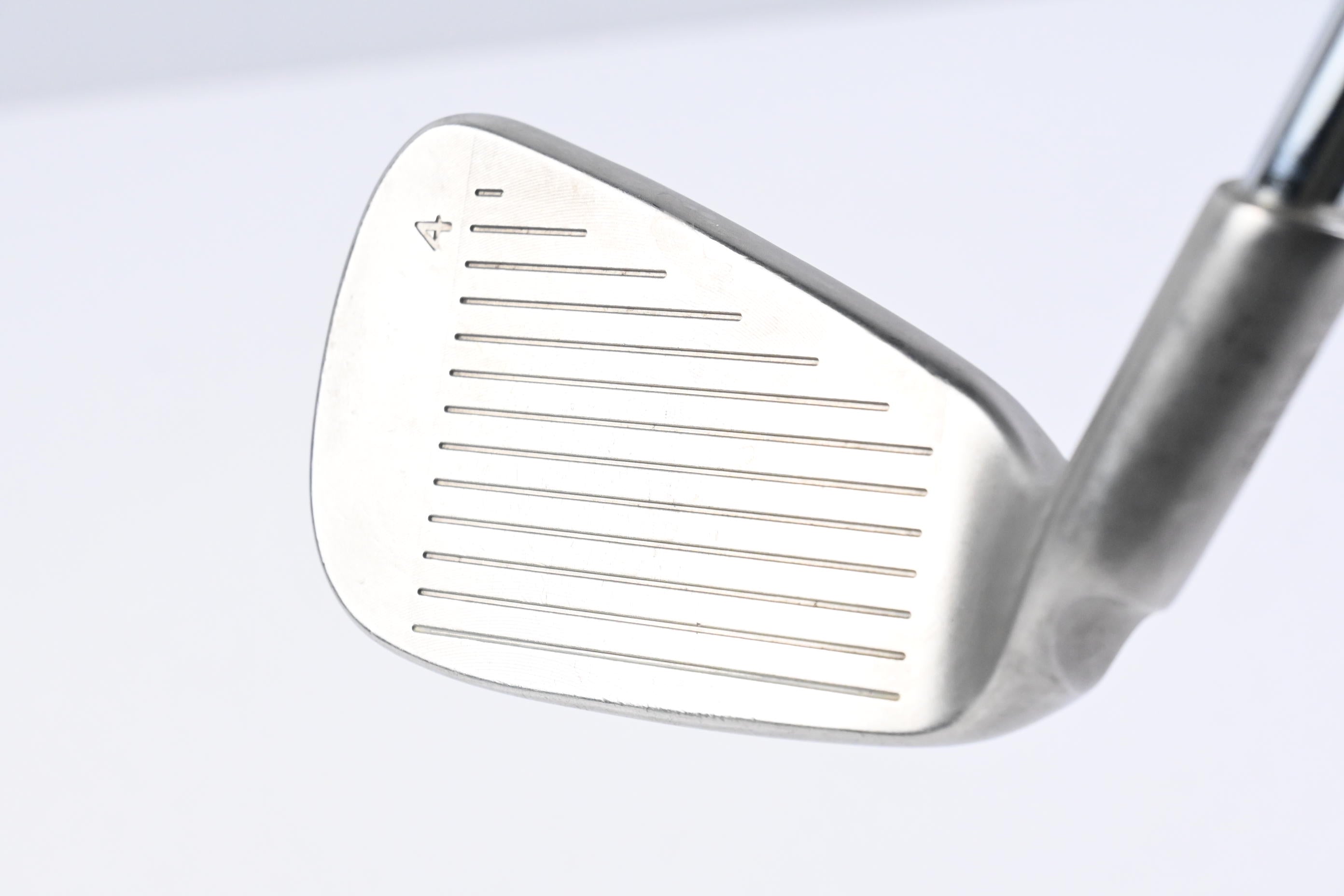 Ping i15 #4 Iron / 24 Degree / Red Dot / Regular Flex Ping AWT Shaft