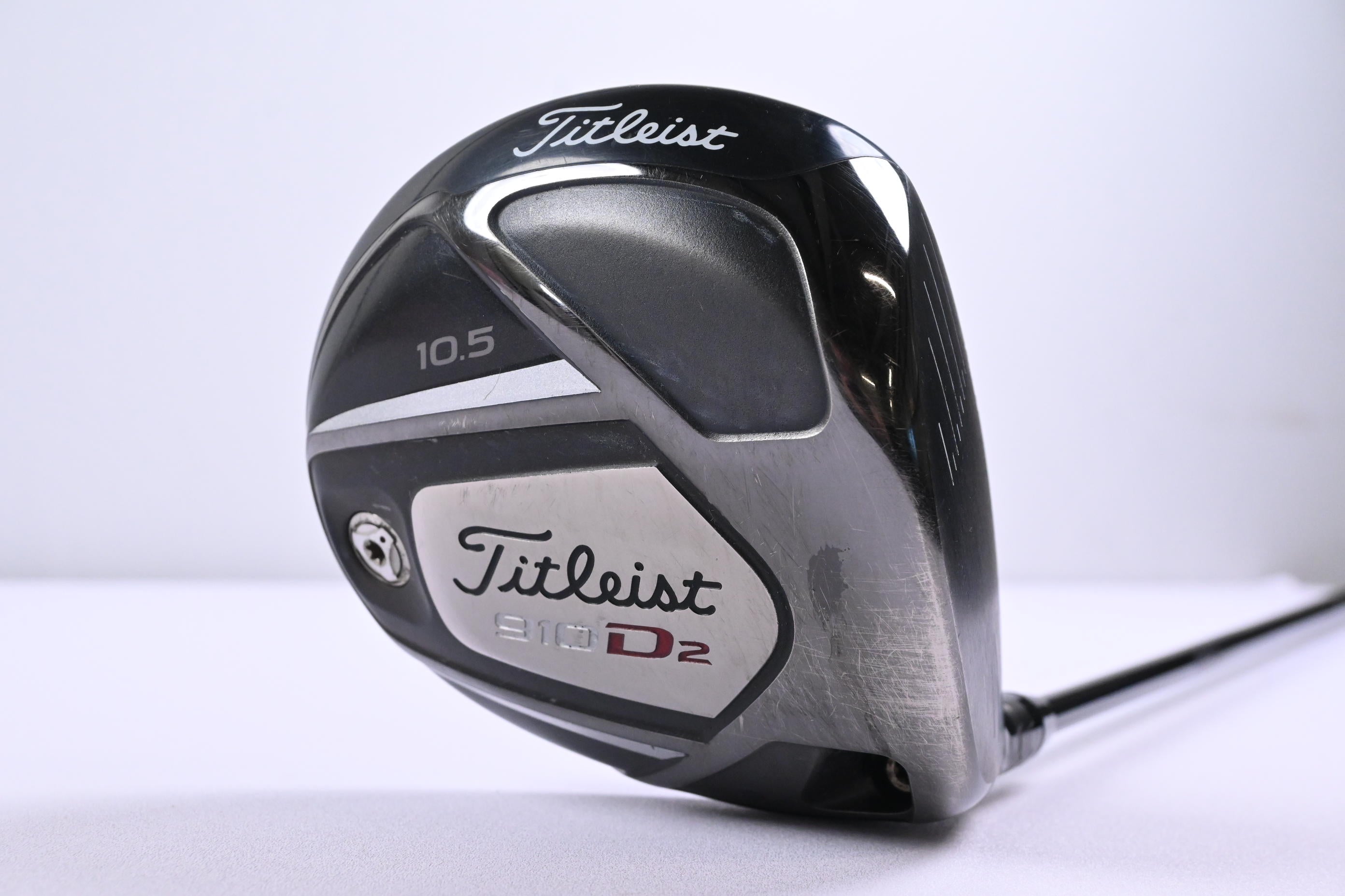 Titleist 910 D2 Driver / 10.5 Degree / Stiff Flex Diamana 'Ahina 72 Shaft
