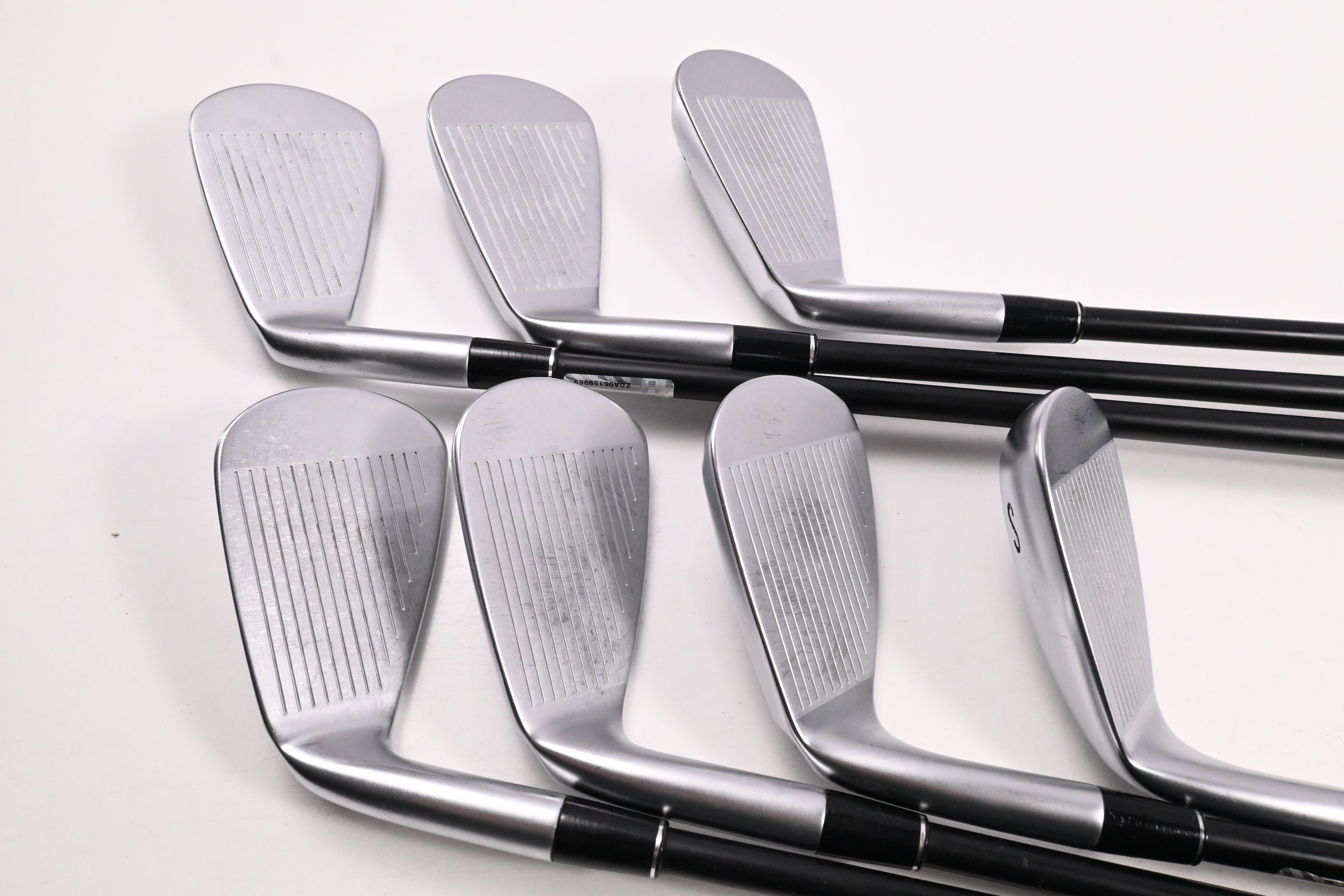 Srixon ZXi4 Irons / 6-PW+AW+SW / Regular Flex KBS TGI 60 Shafts
