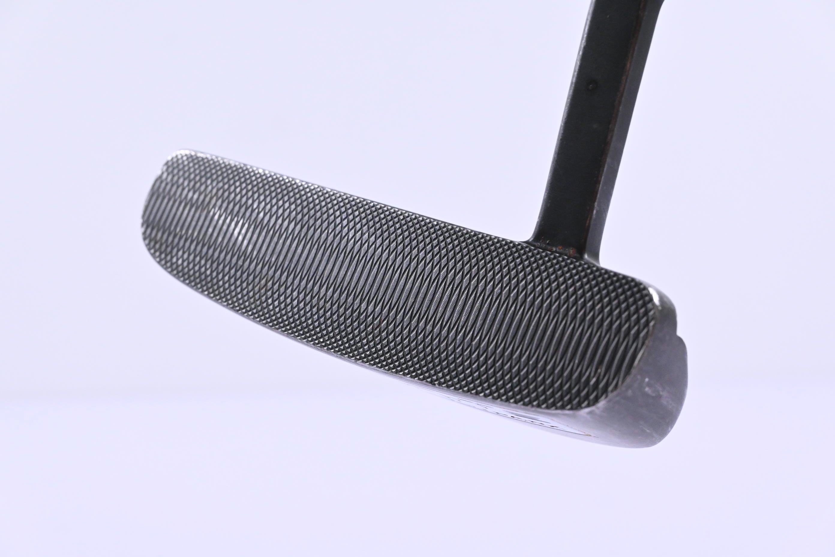 Wilson Infinite Lincoln Park Putter / 34 Inch