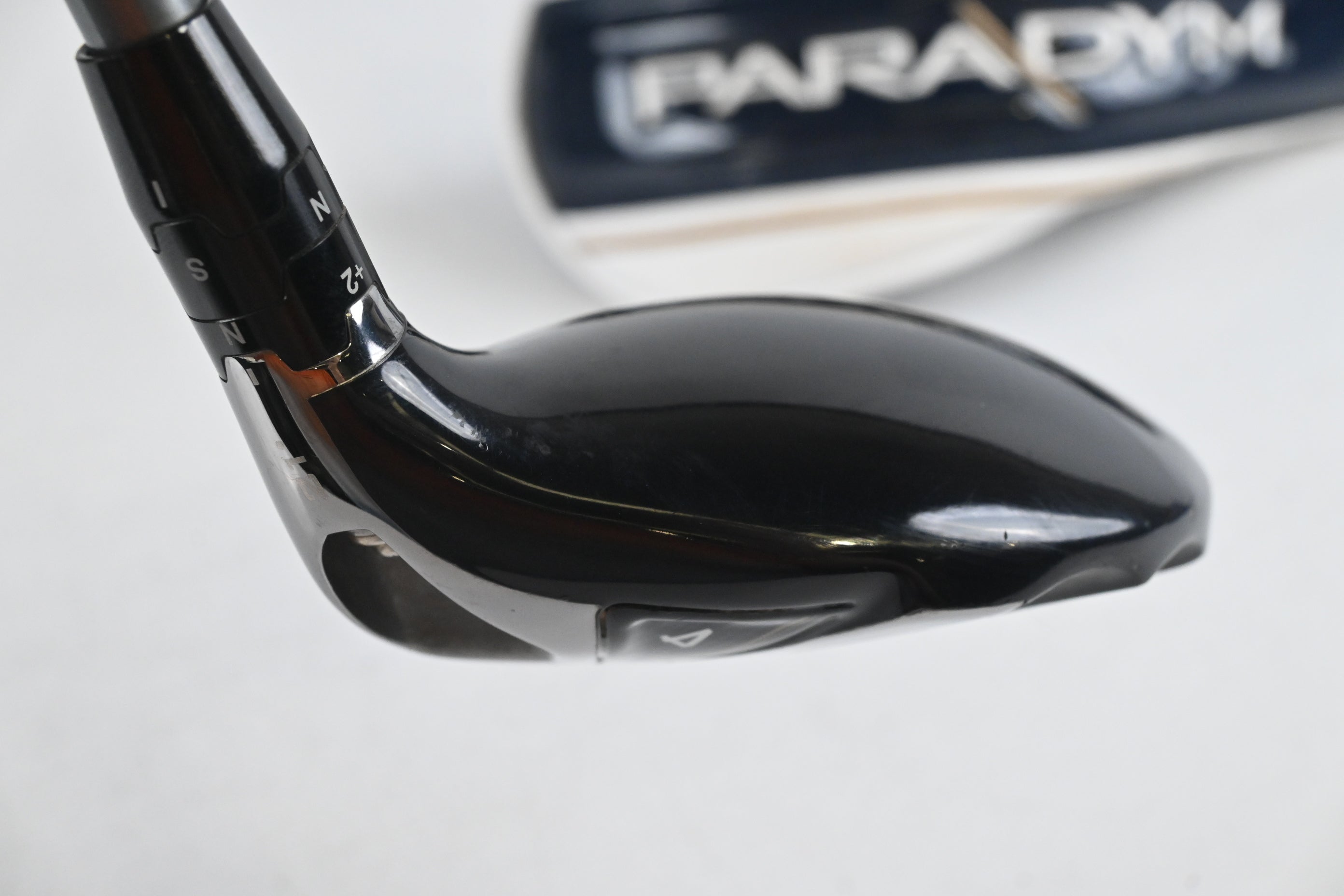 Callaway Paradym #4 Hybrid / 21 Degree / Regular Flex HZRDUS Silver 65 Shaft