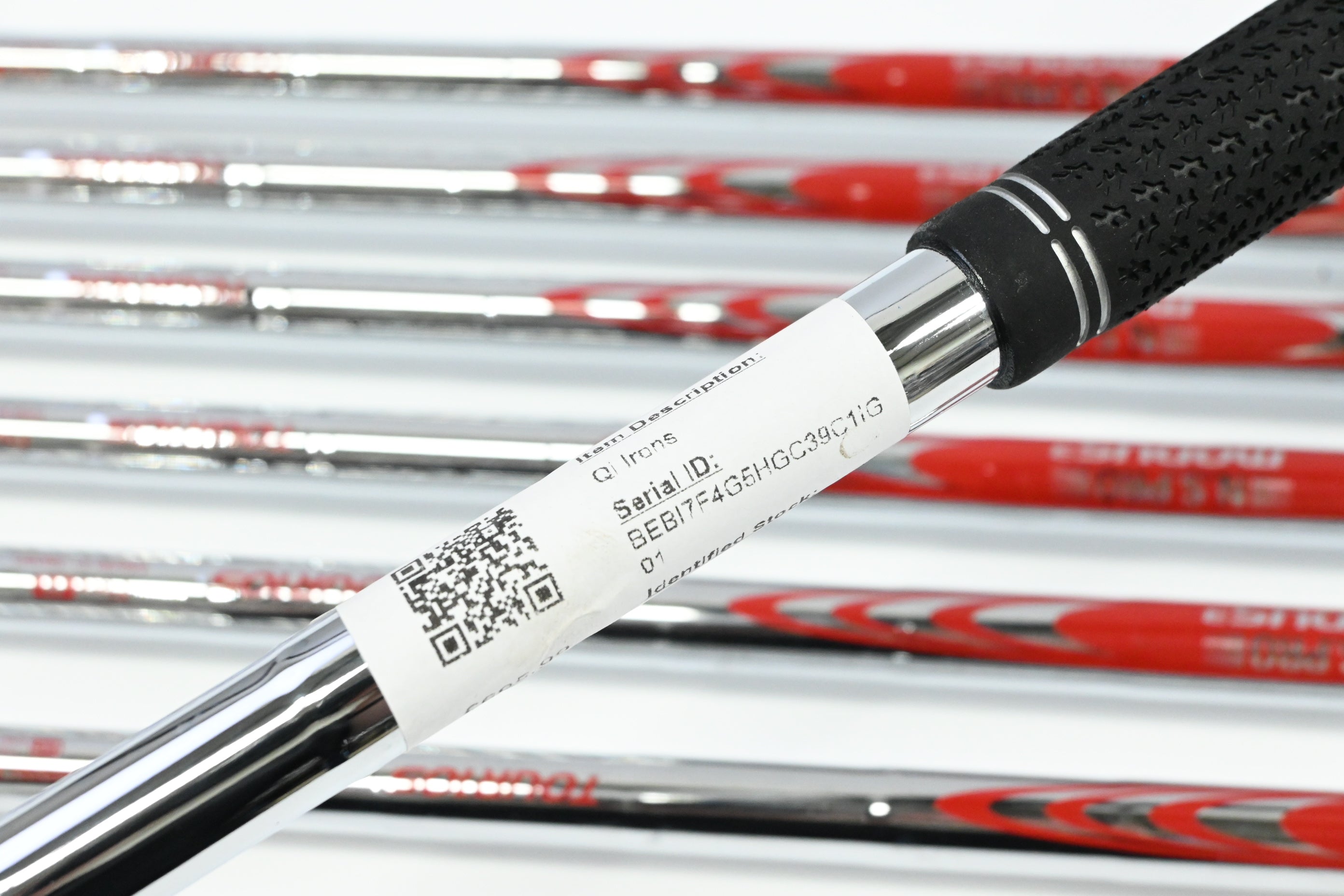 Taylormade Qi Irons / 5-PW+SW / Regular Flex NS Pro Modus3 Tour 105 Shafts
