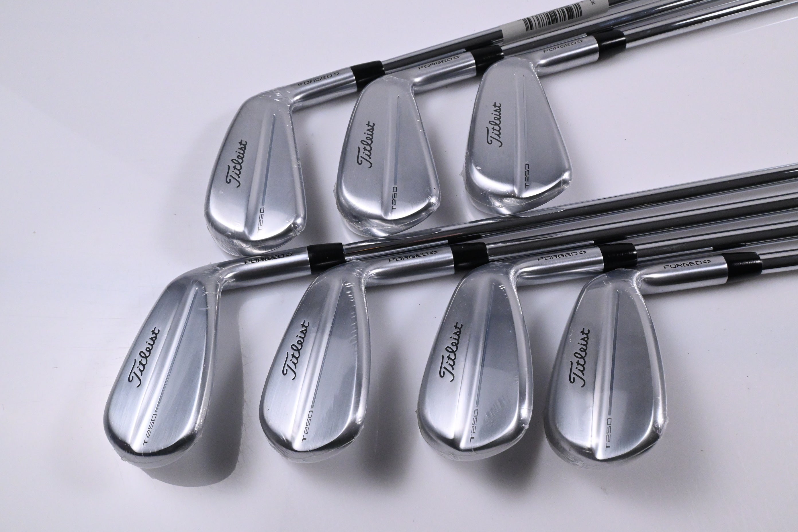 Titleist T250 2025 Irons / 5-PW+48 / Regular Flex AMT Black Shafts