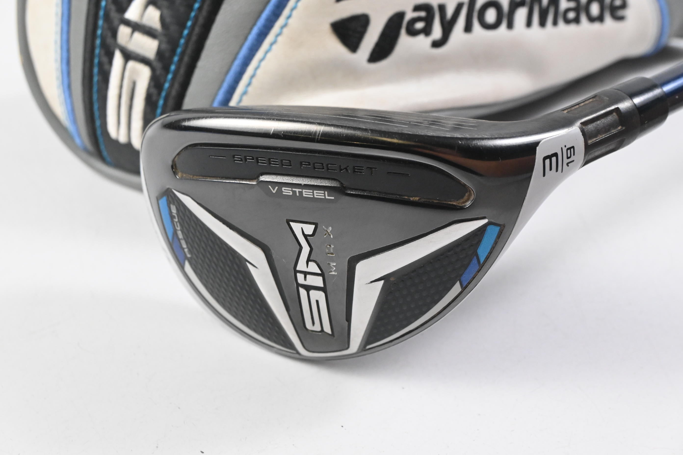 Taylormade SIM Max #3 Hybrid / 19 Degree / Stiff Flex Ventus Blue 7 Shaft