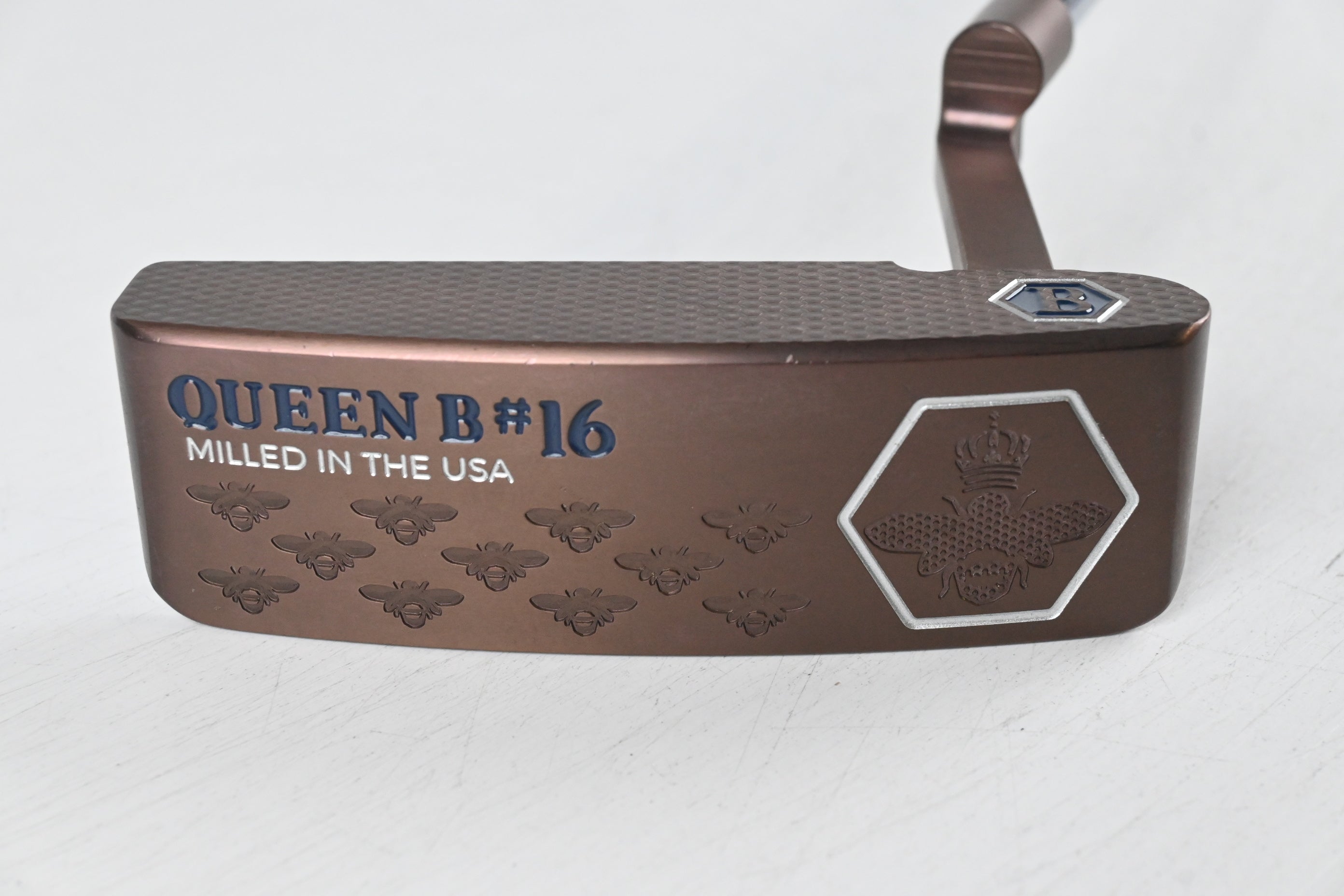 Bettinardi 2025 Queen B #16 Putter / 35 Inch