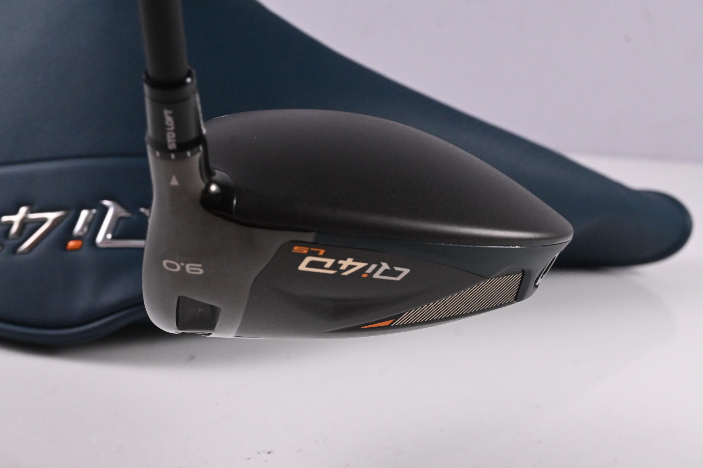 Taylormade Qi4D LS Driver / 9 Degree / Regular Flex Reax Red 50 Shaft