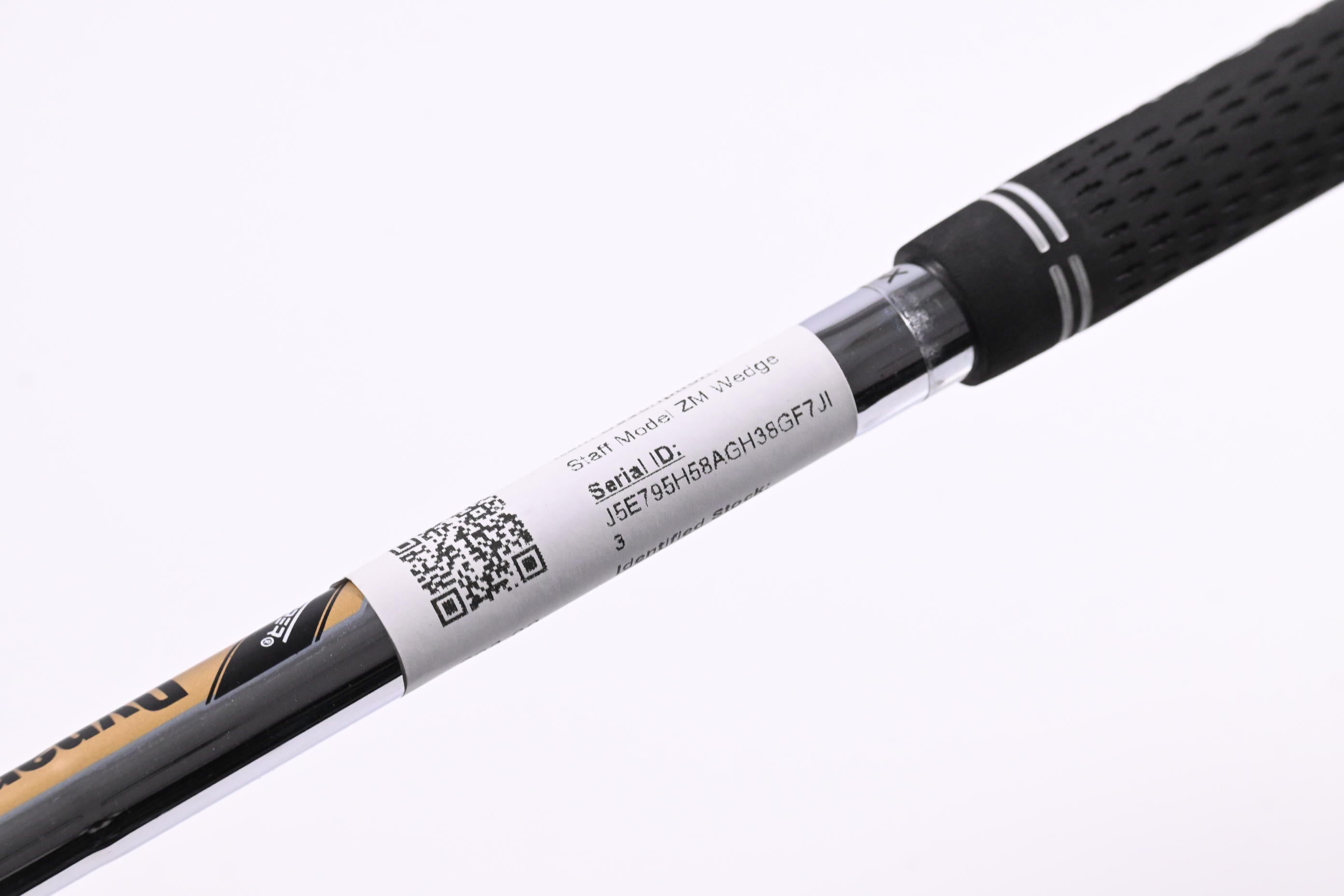 Wilson Staff Model ZM Gap Wedge / 52 Degree / Wedge Flex Dynamic Gold