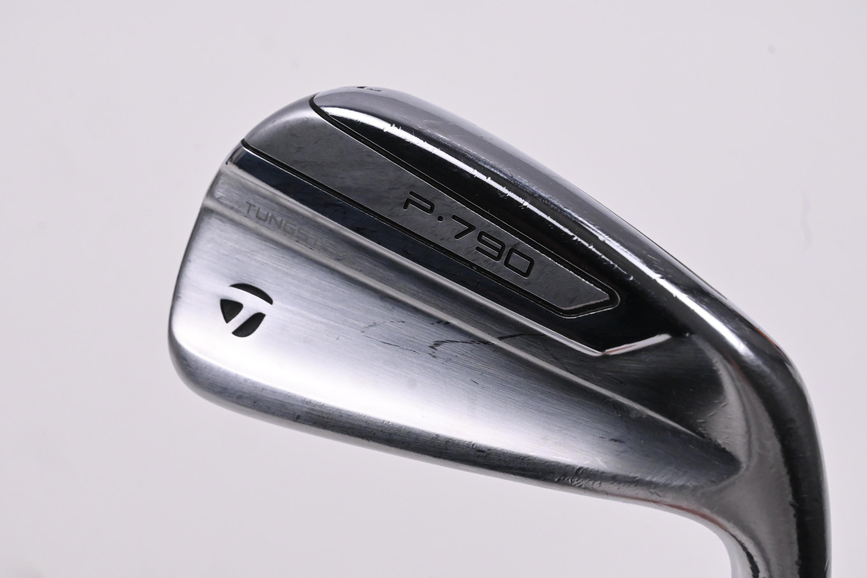 Taylormade P790 2019 #4 iron / 21 Degree / Stiff Flex Dynamic Gold 120 S300