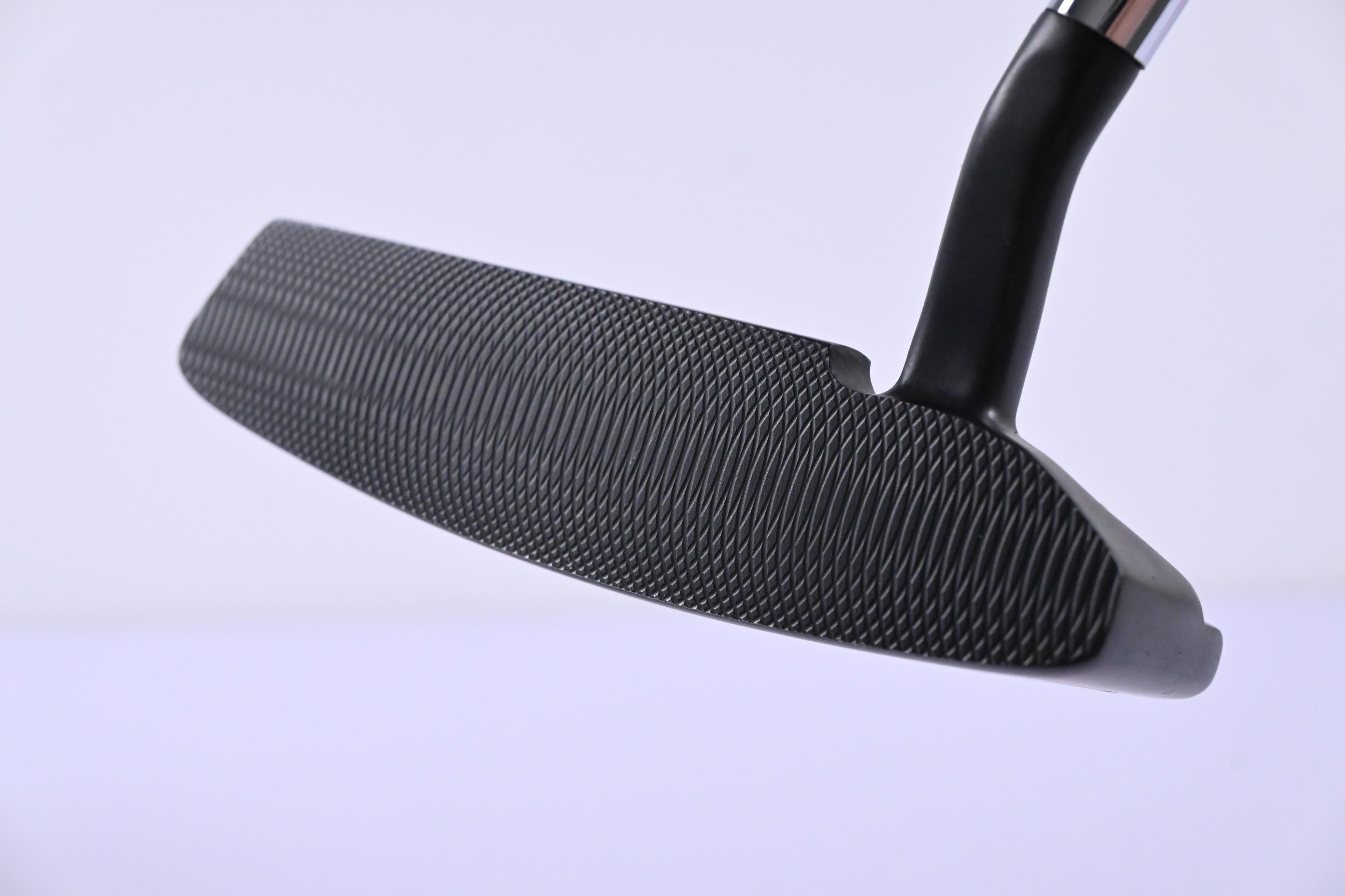 Wilson Infinite Michigan Ave Putter / 34 Inch