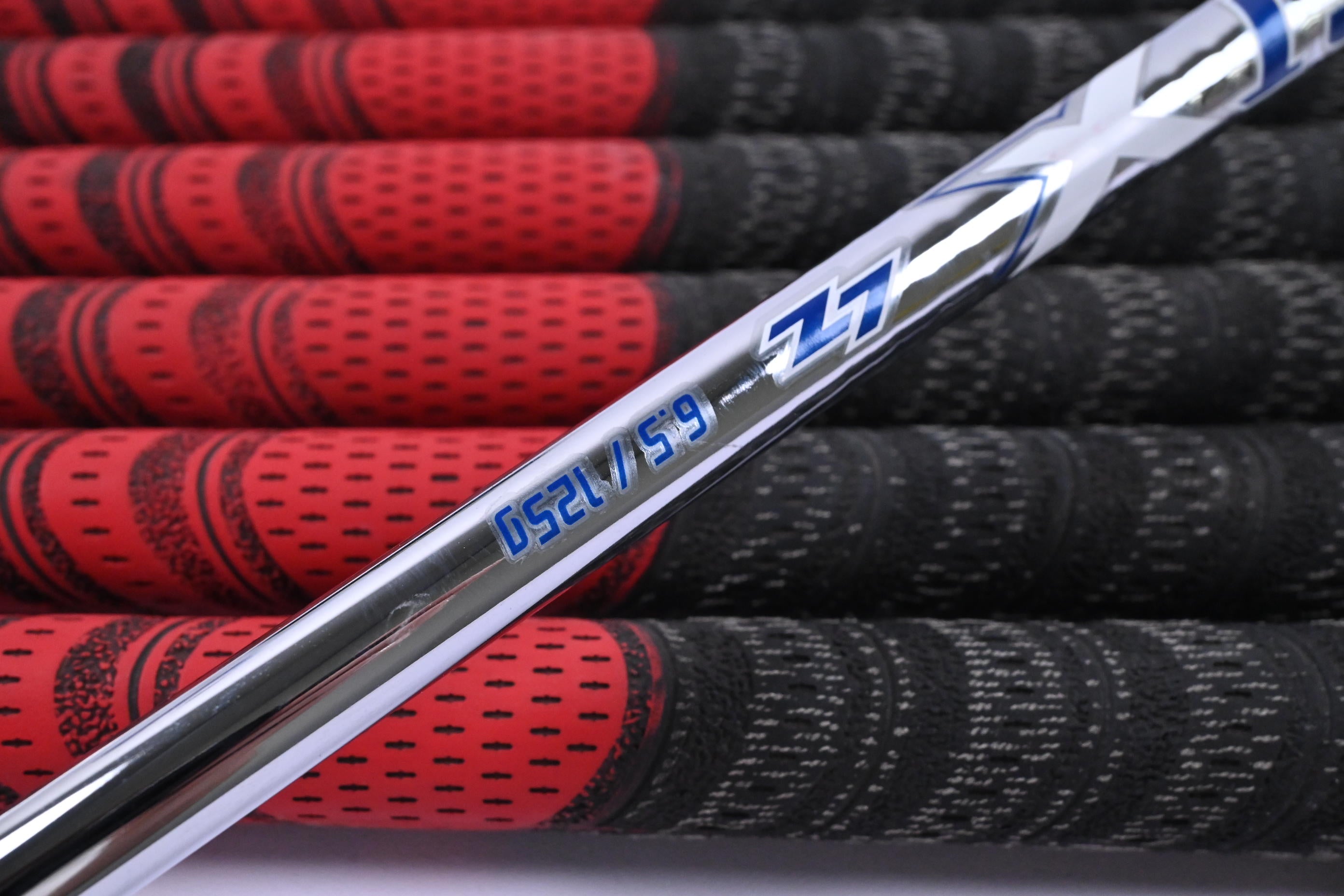 Taylormade P770 2023 Irons / 4-PW / X-Flex Project X LZ 125 Shafts