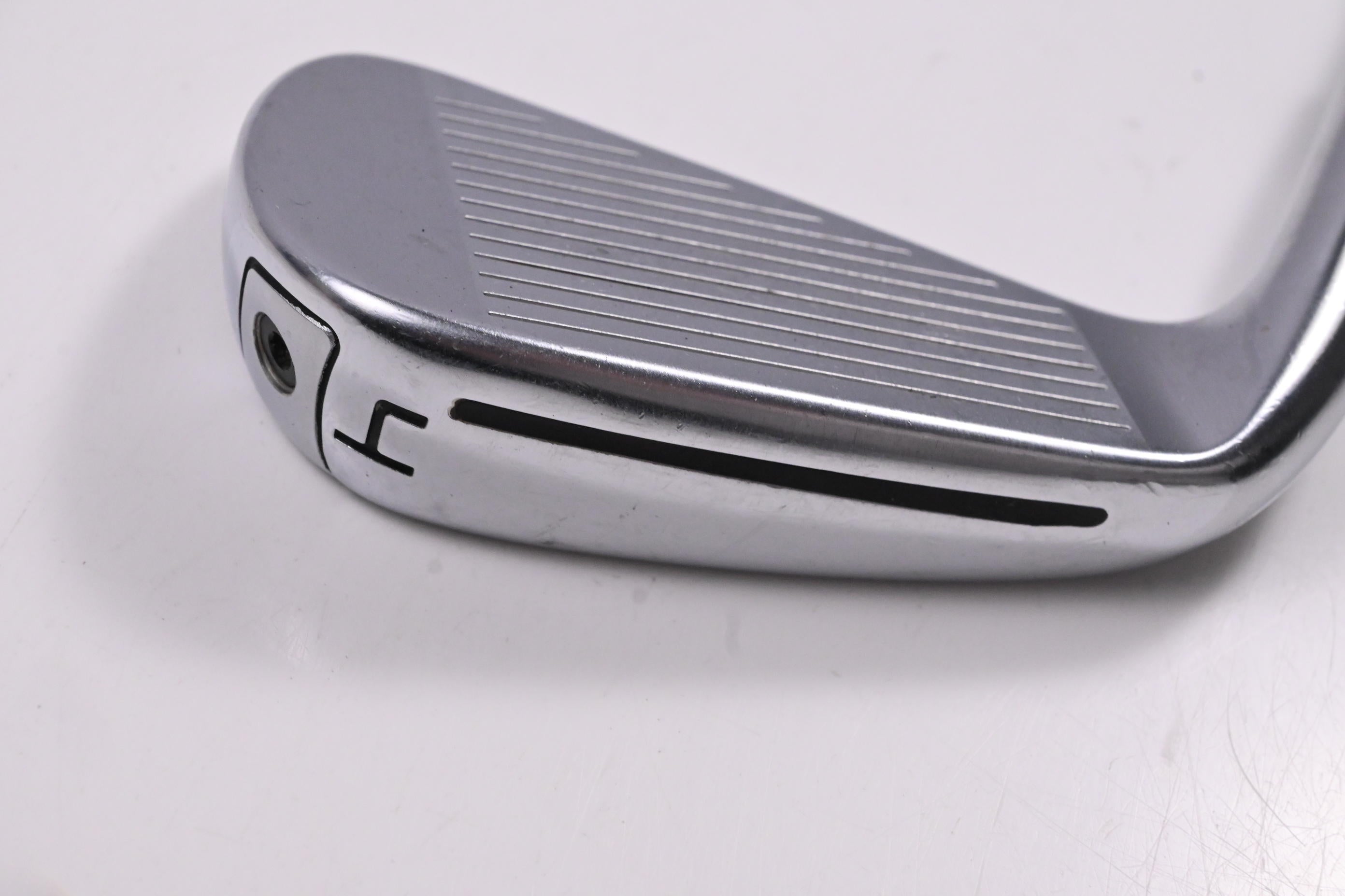 Taylormade P790 2019 #4 iron / 21 Degree / Stiff Flex Dynamic Gold 120 S300