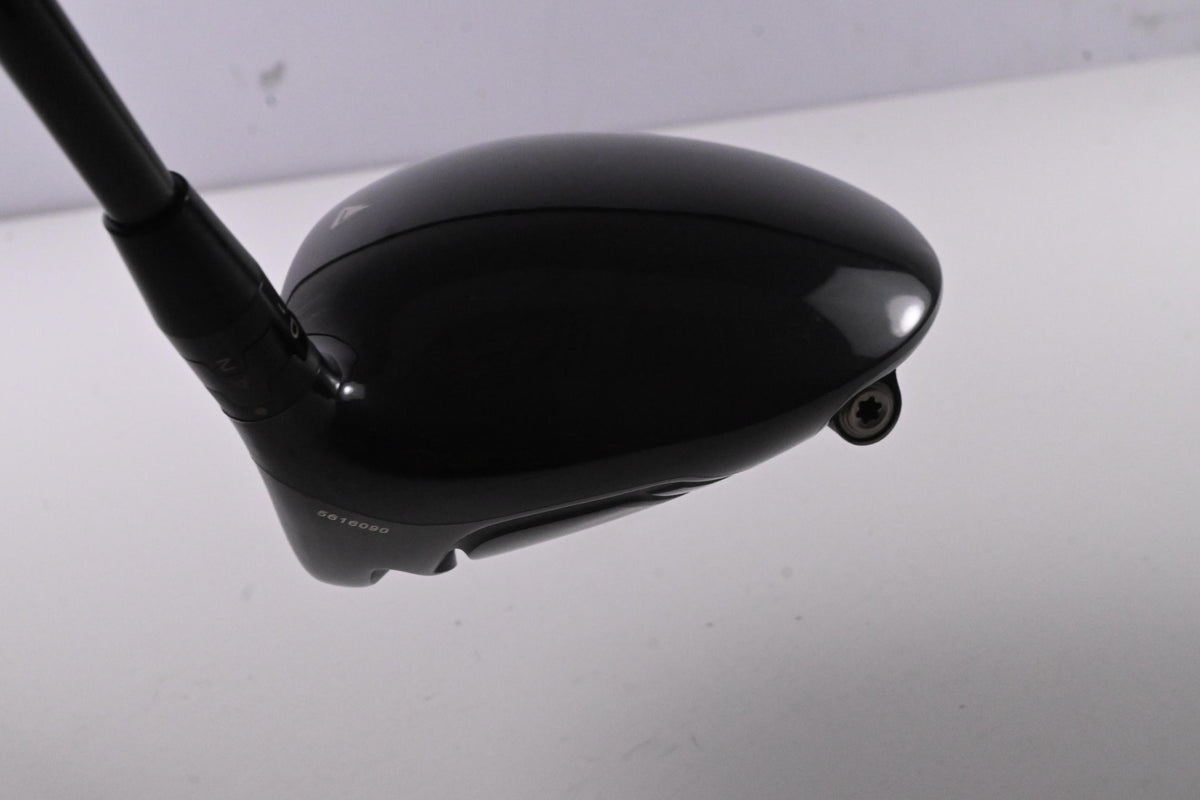 Titleist 917 D2 Driver / 10.5 Degree / Stiff Flex Diamana LTD S+70 Shaft