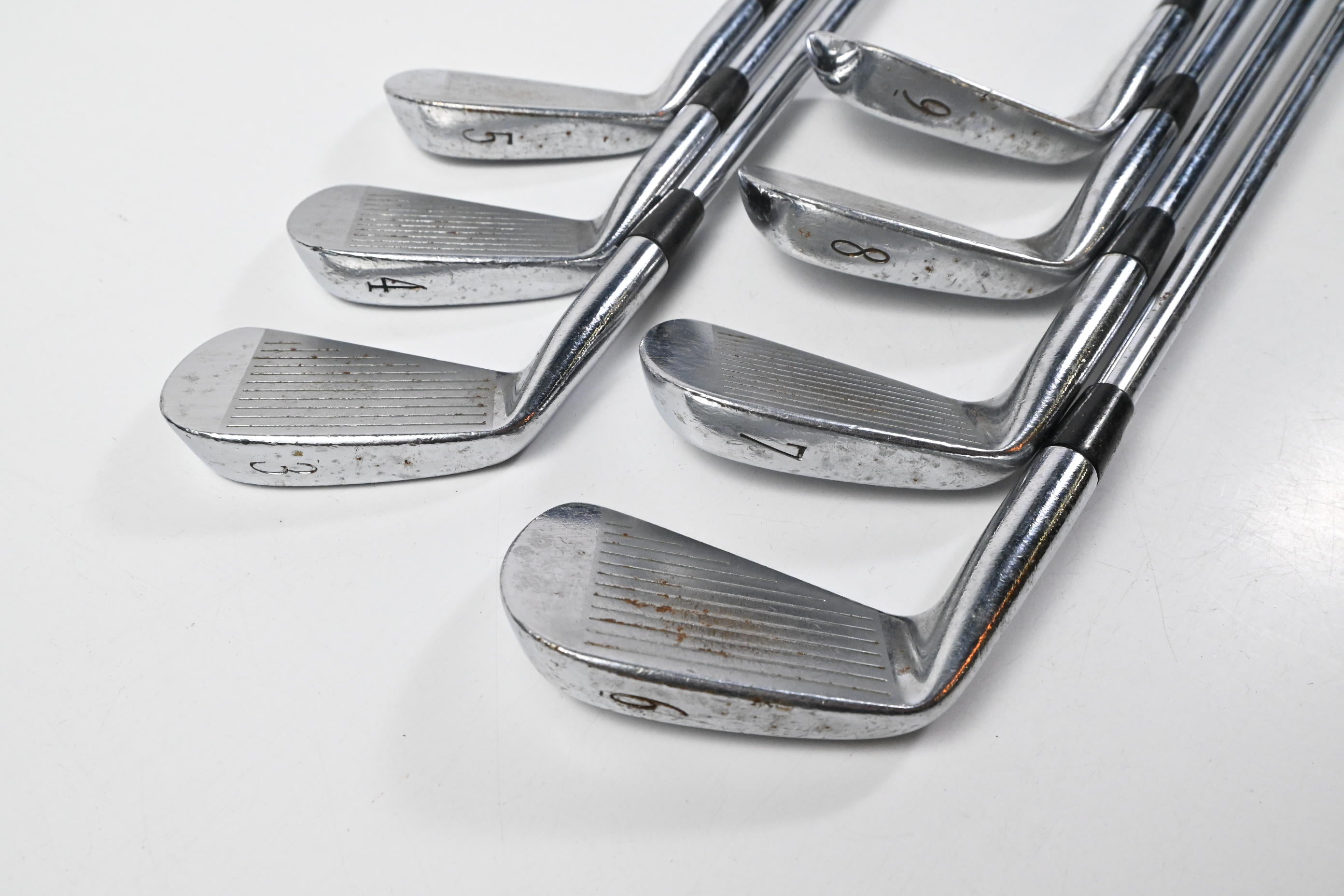 Mizuno MP-37 Irons / 3-9i / Stiff Flex Dynamic Gold Shafts