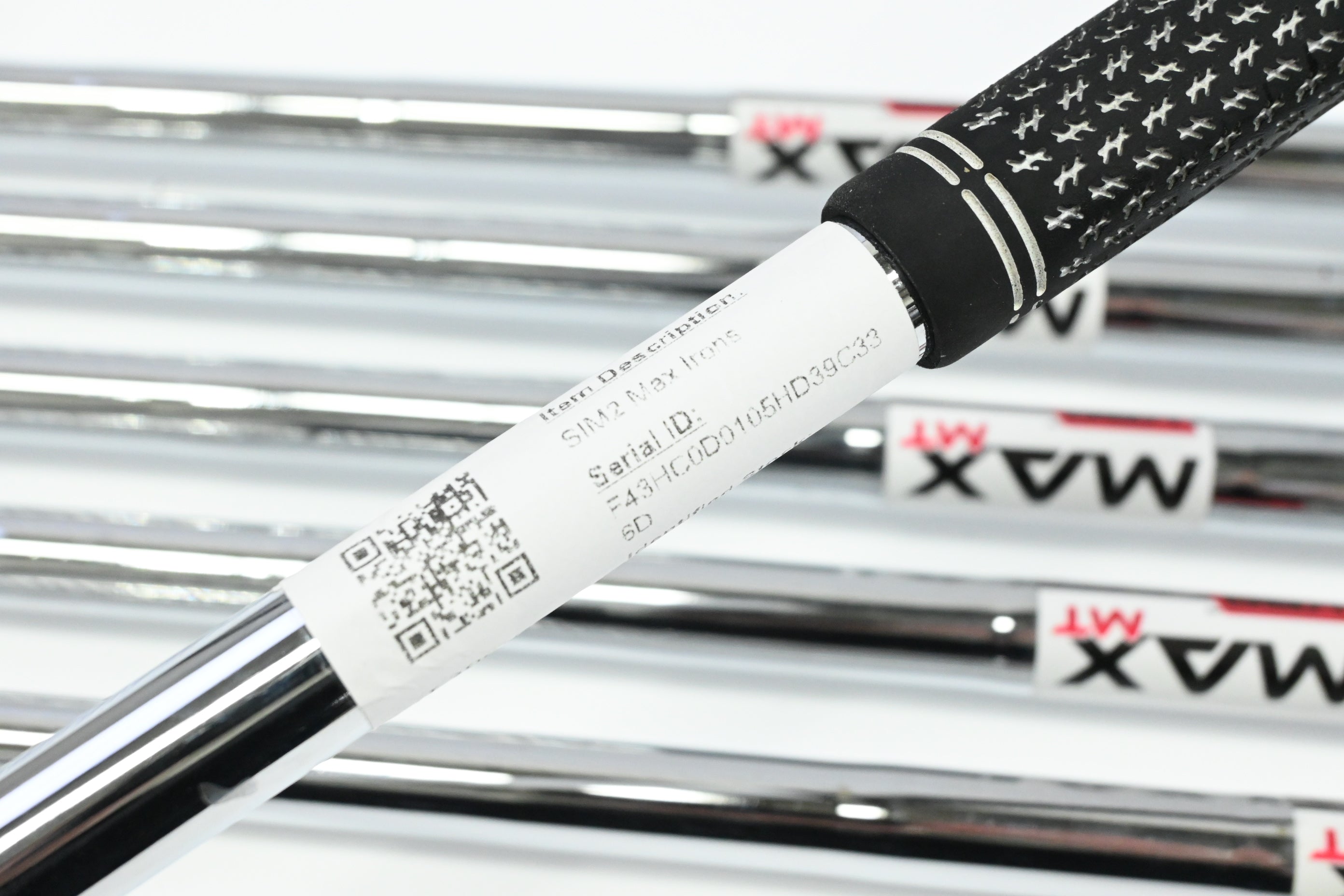 Taylormade SIM2 Max Irons / 5-PW / Stiff Flex KBS Max MT 85 Shafts