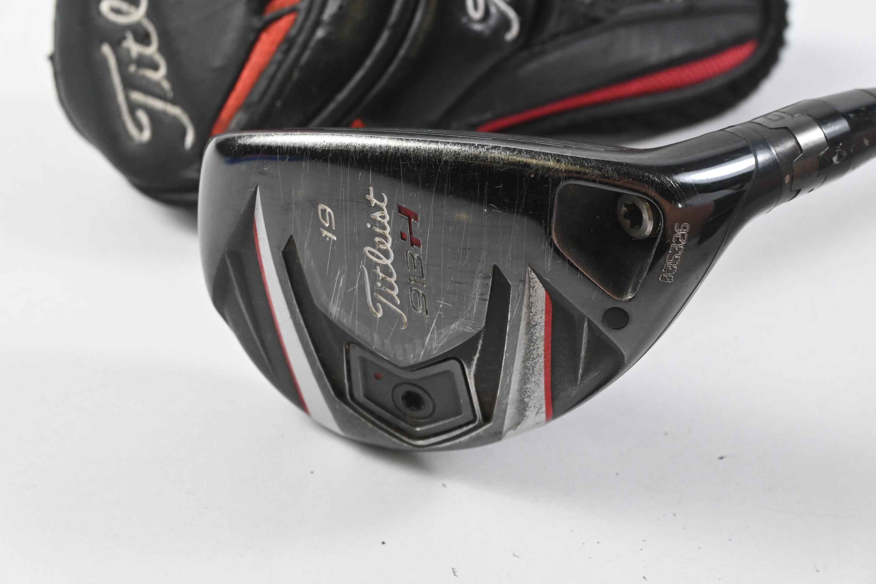 Titleist 913H #3 Hybrid / 19 Degree / Stiff Flex Aldila RIP Phenom 80 Shaft