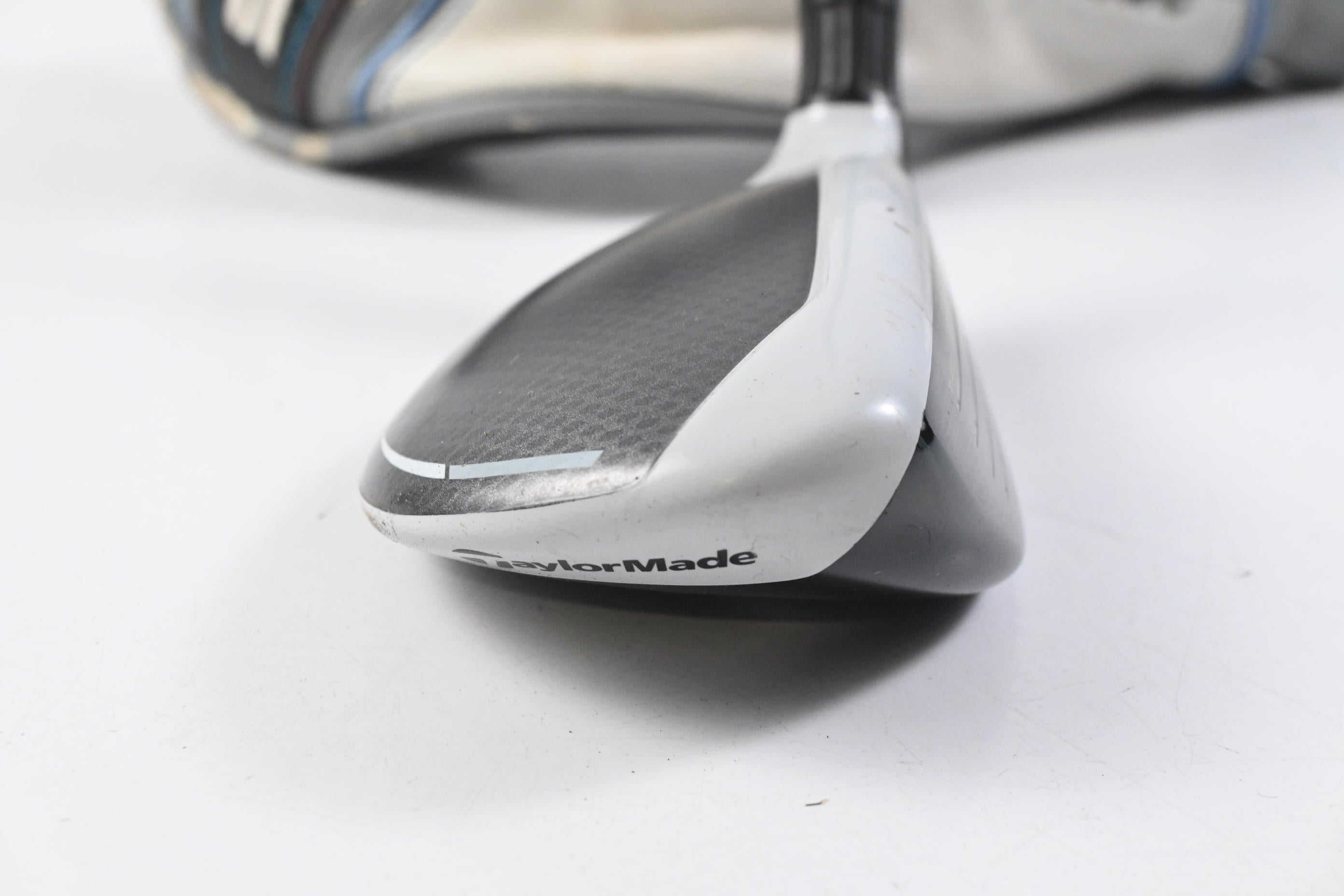 Taylormade SIM Max #4 Hybrid / 22 Degree / Regular Flex Ventus Blue 6 Shaft