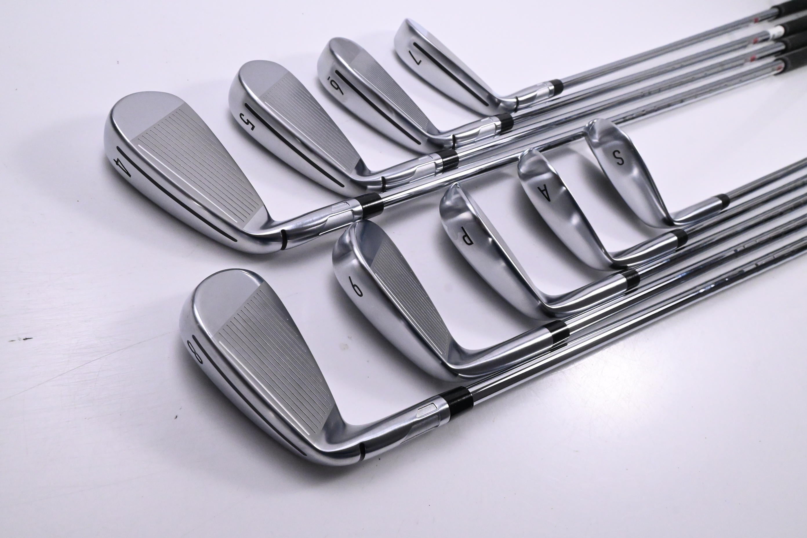 Taylormade Qi Max Irons / 4-PW+AW+SW / Regular Flex KBS Max MT 85 Shafts