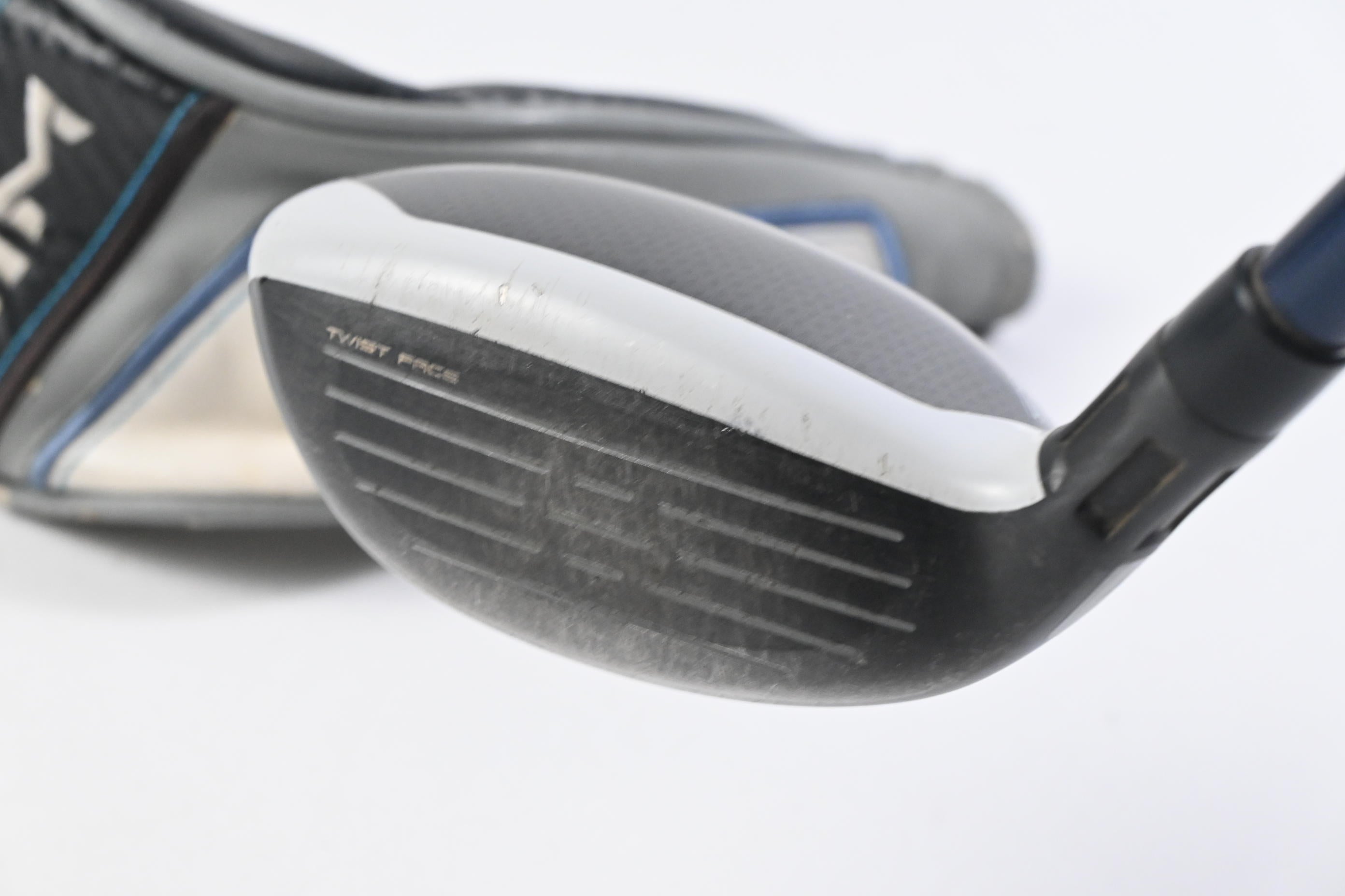 Taylormade SIM Max #4 Hybrid / 22 Degree / Regular Flex Ventus Blue 6 Shaft