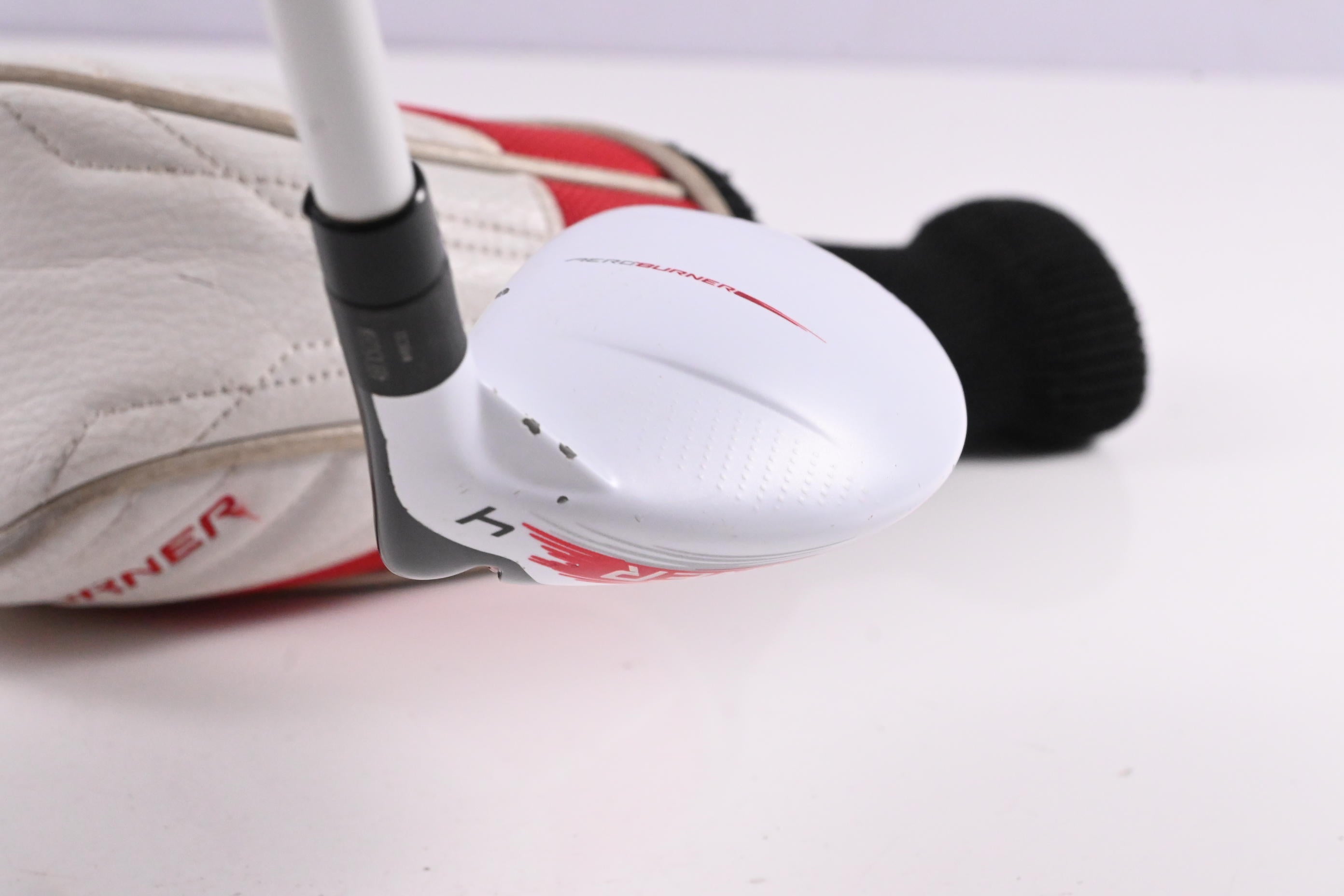 Taylormade Aeroburner #4 Hybrid / 22 Degree / Regular Flex Matrix Speed Rul-Z 70