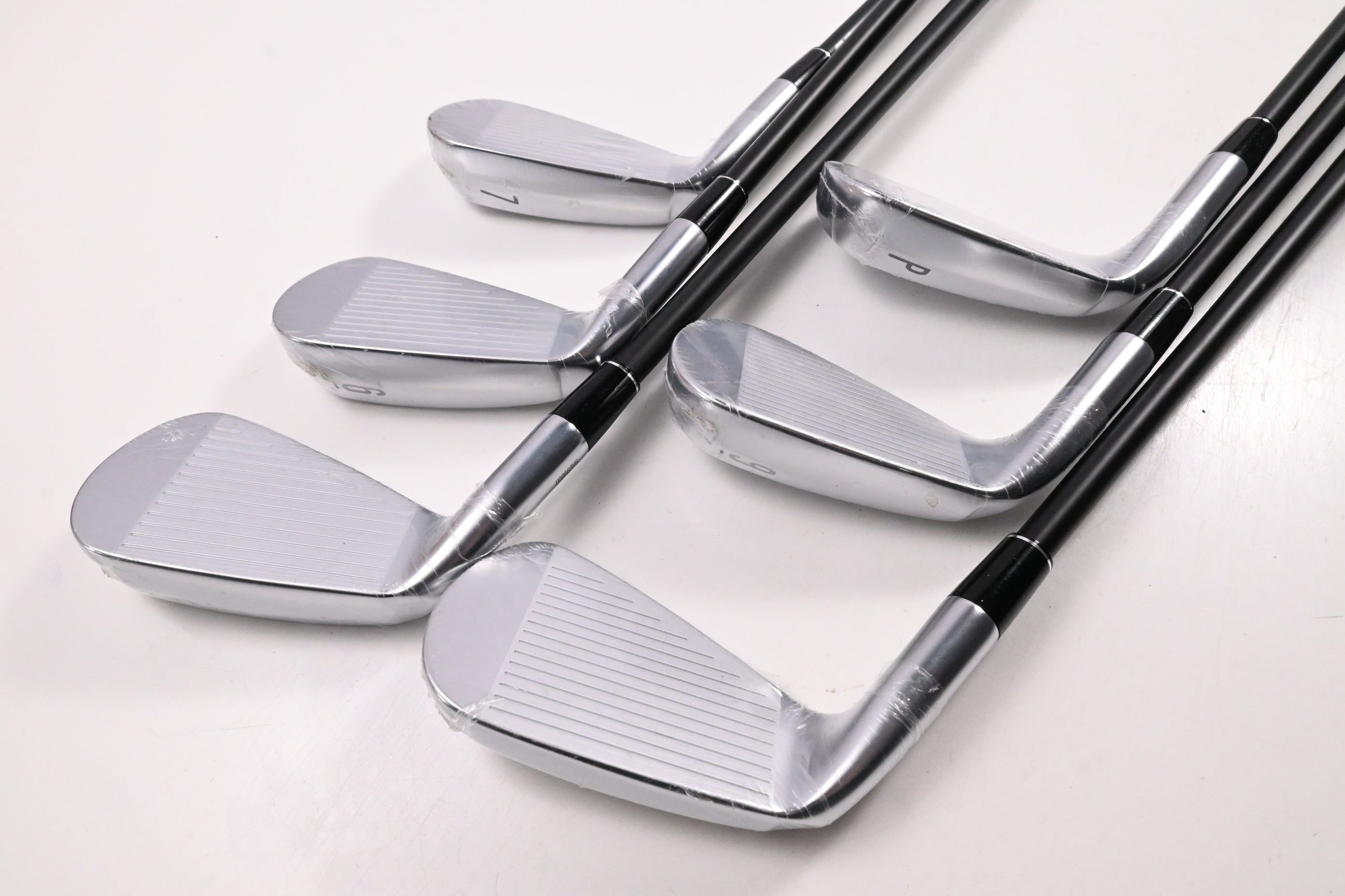 Srixon ZXiR Irons / 5-PW / Regular Flex KBS PGI 60 Shafts