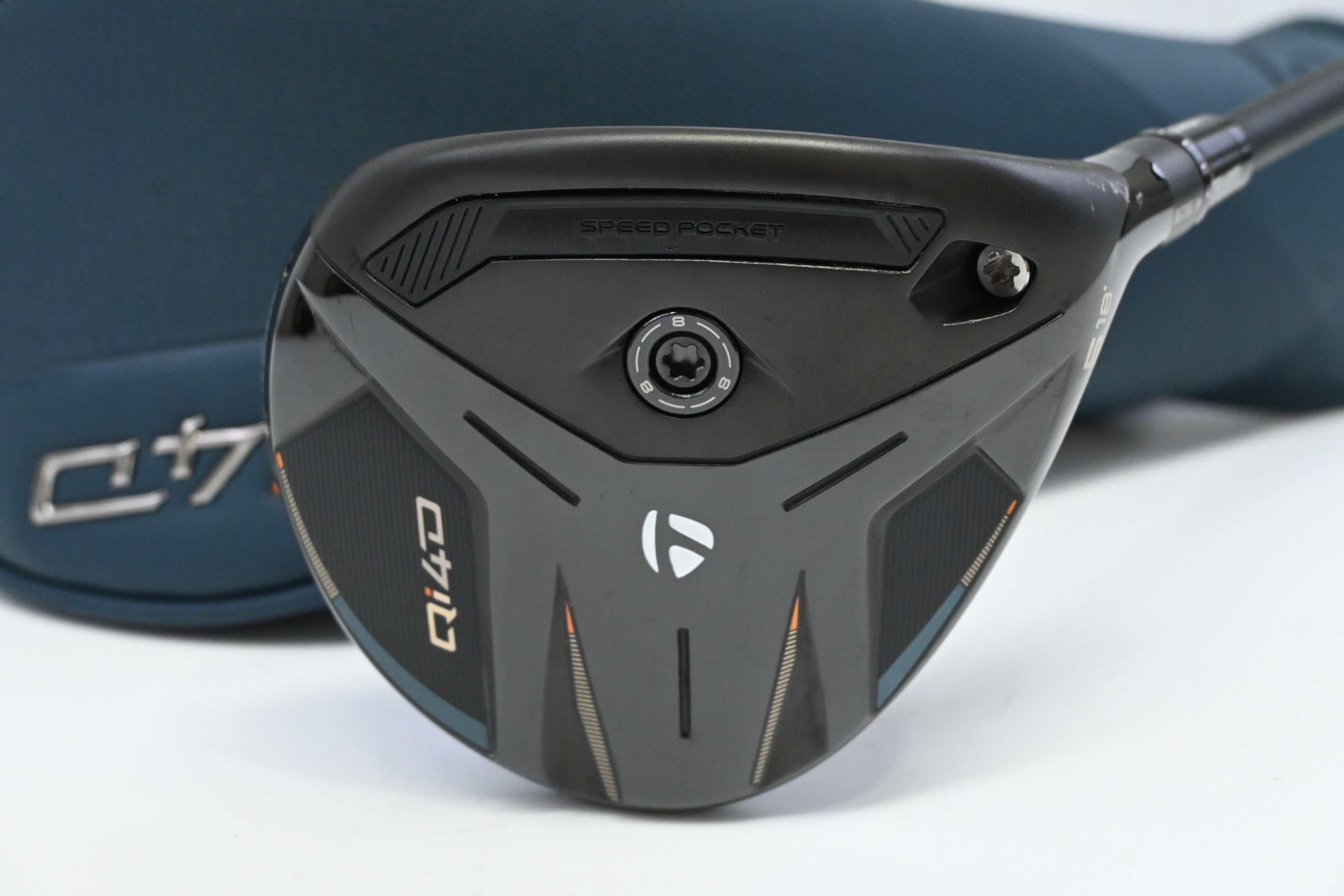 Taylormade Qi4D #5 Wood / 18 Degree / Stiff Flex Taylormade Reax Sliver 65 Shaft