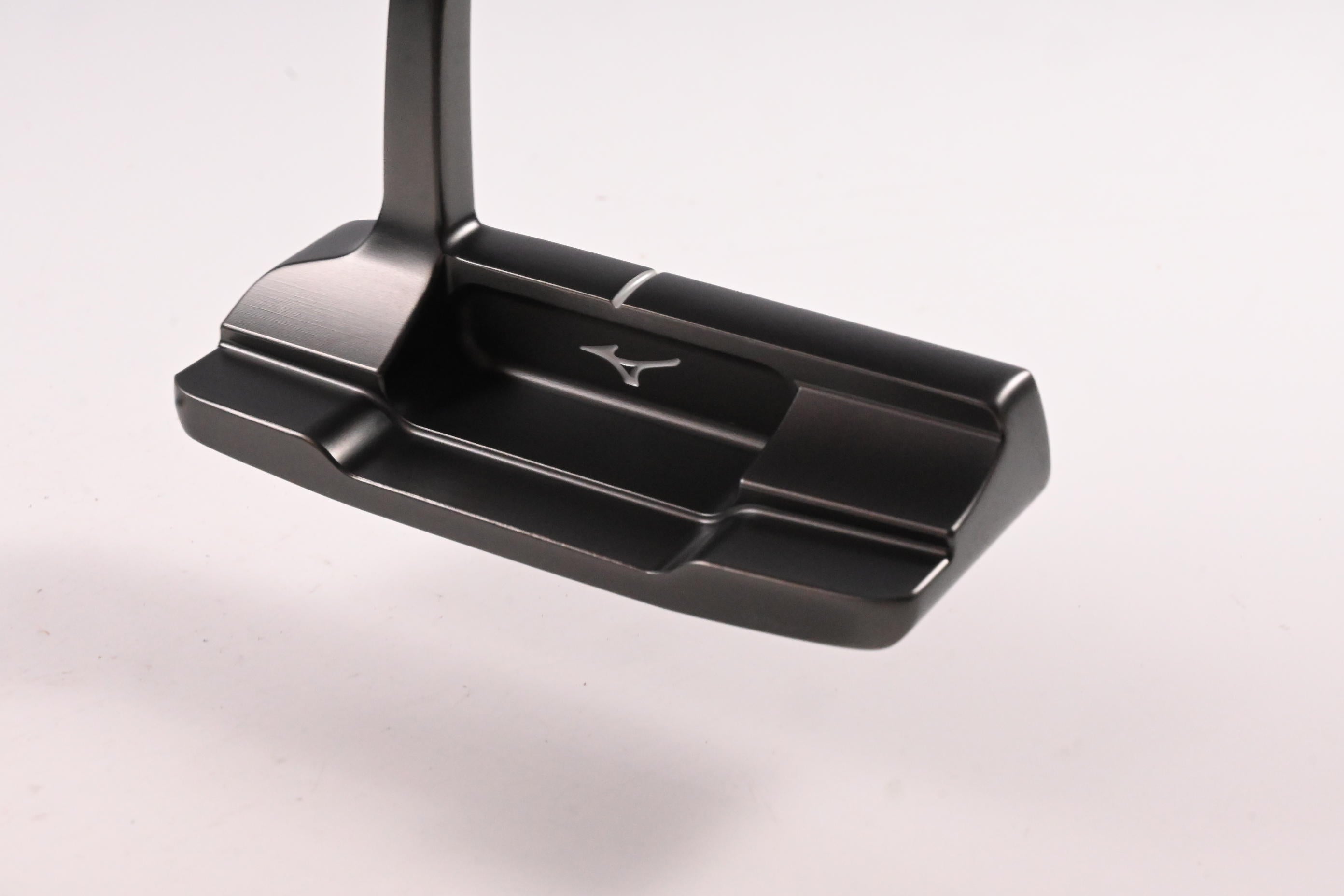 Mizuno M.Craft City Series Osaka Putter / 34 Inch