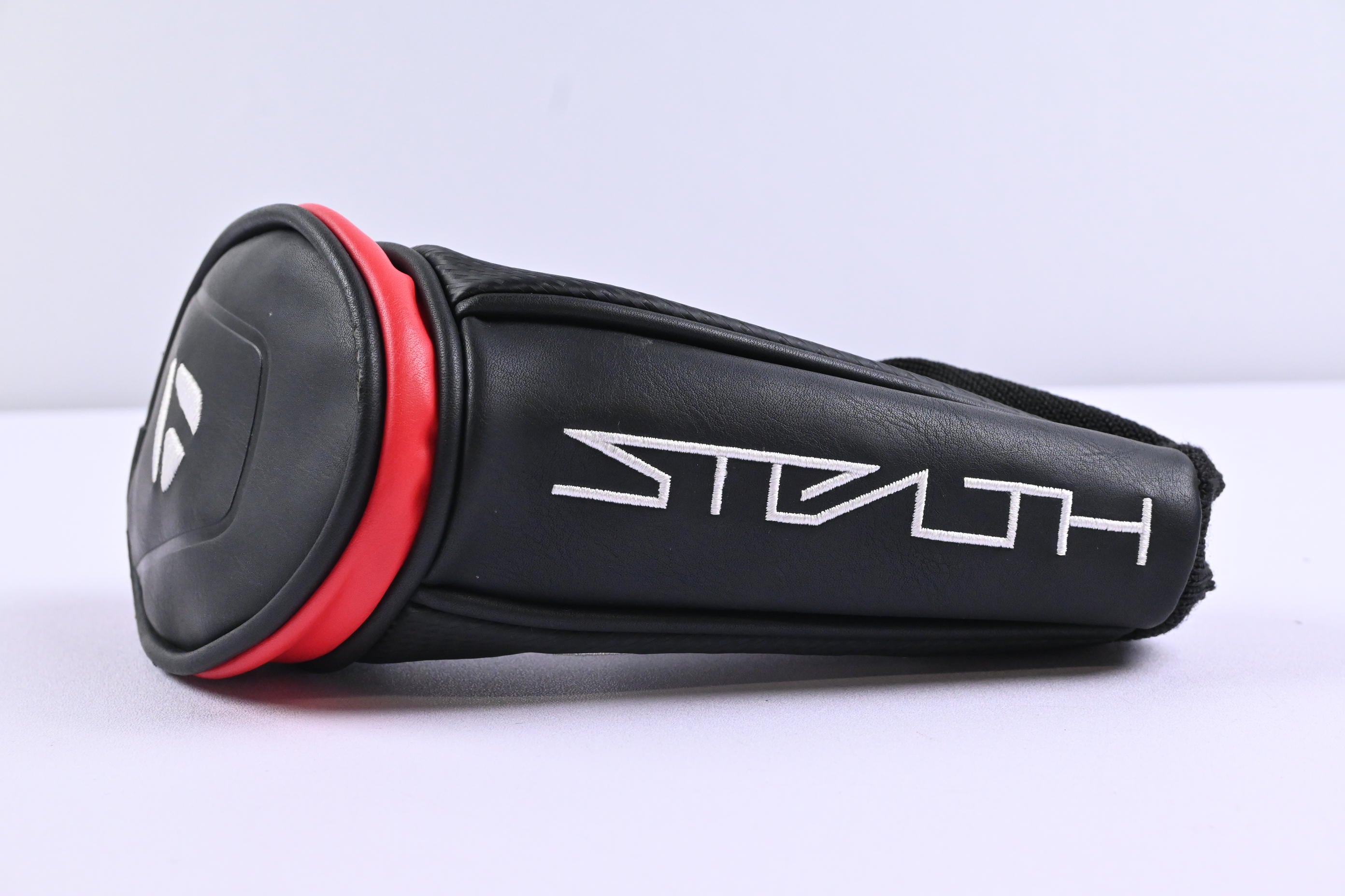 Taylormade Stealth Plus #4 Hybrid / 22 Degree / Stiff Flex Smoke Red RDX 80