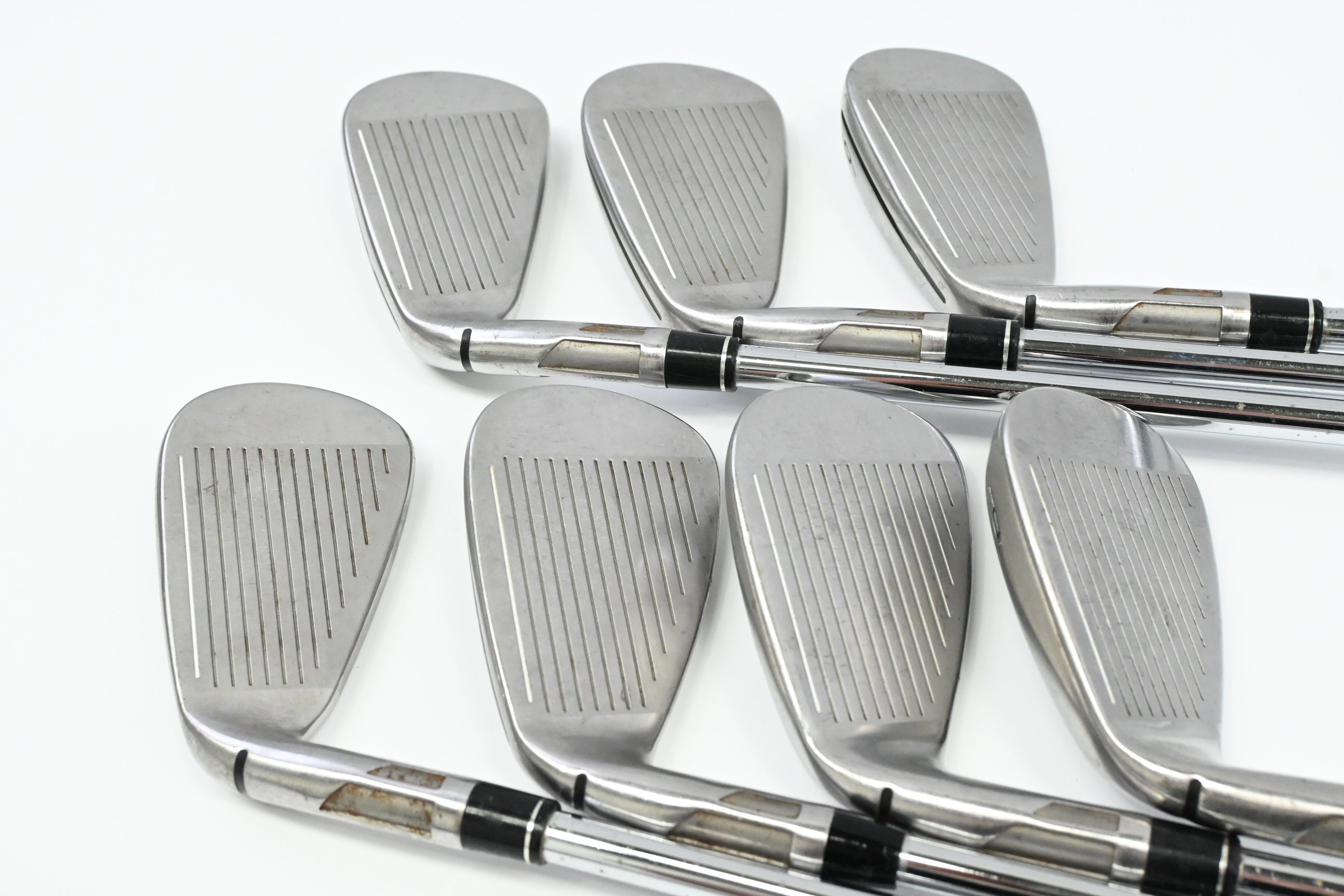 Taylormade SIM2 Max Irons / 4-PW / Regular Flex KBS Max MT 85 Shafts