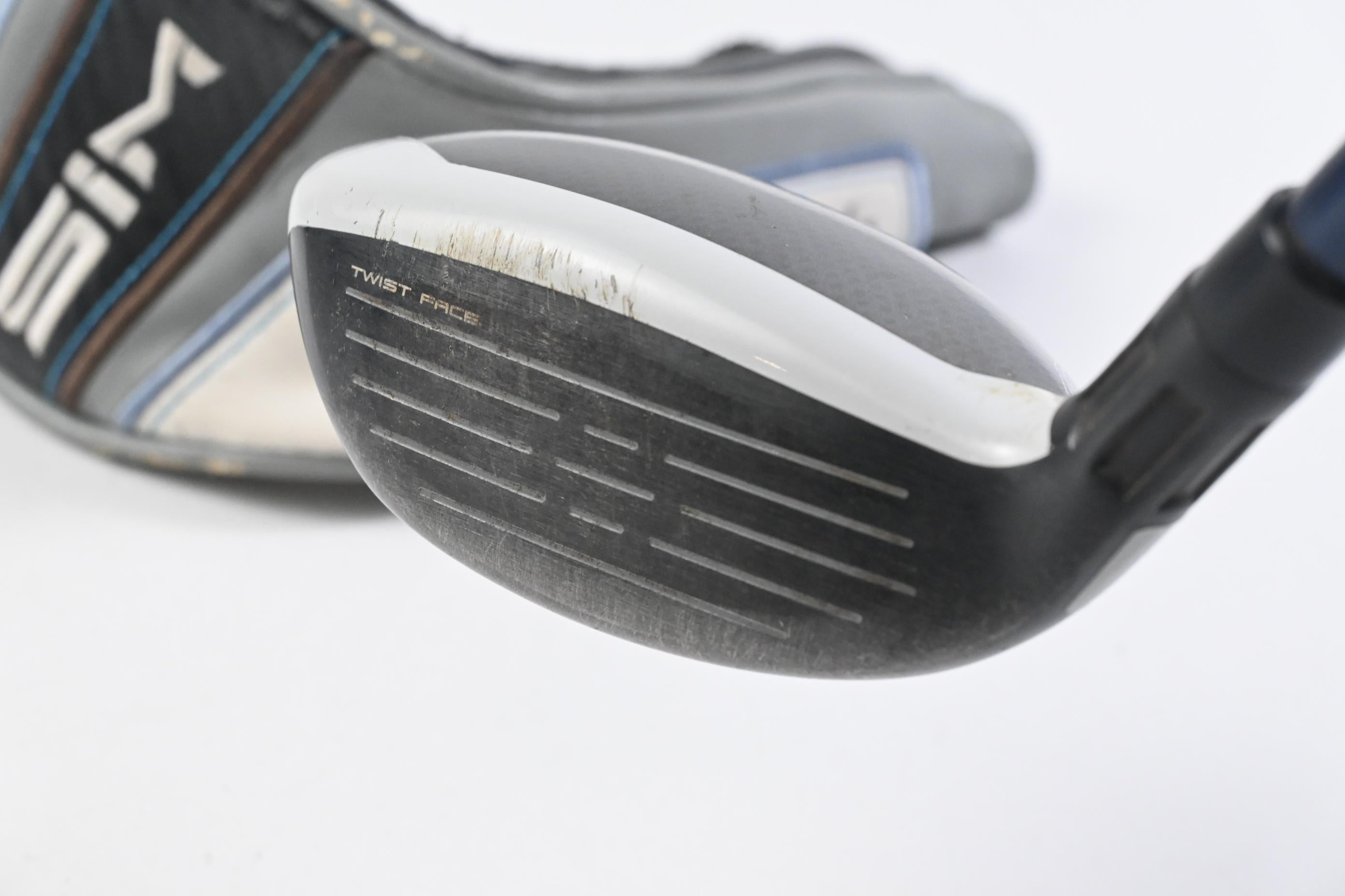 Taylormade SIM Max #4 Hybrid / 22 Degree / Regular Flex Ventus Blue 6 Shaft