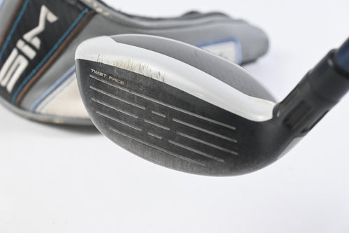 Taylormade SIM Max #4 Hybrid / 22 Degree / Regular Flex Ventus Blue 6 Shaft