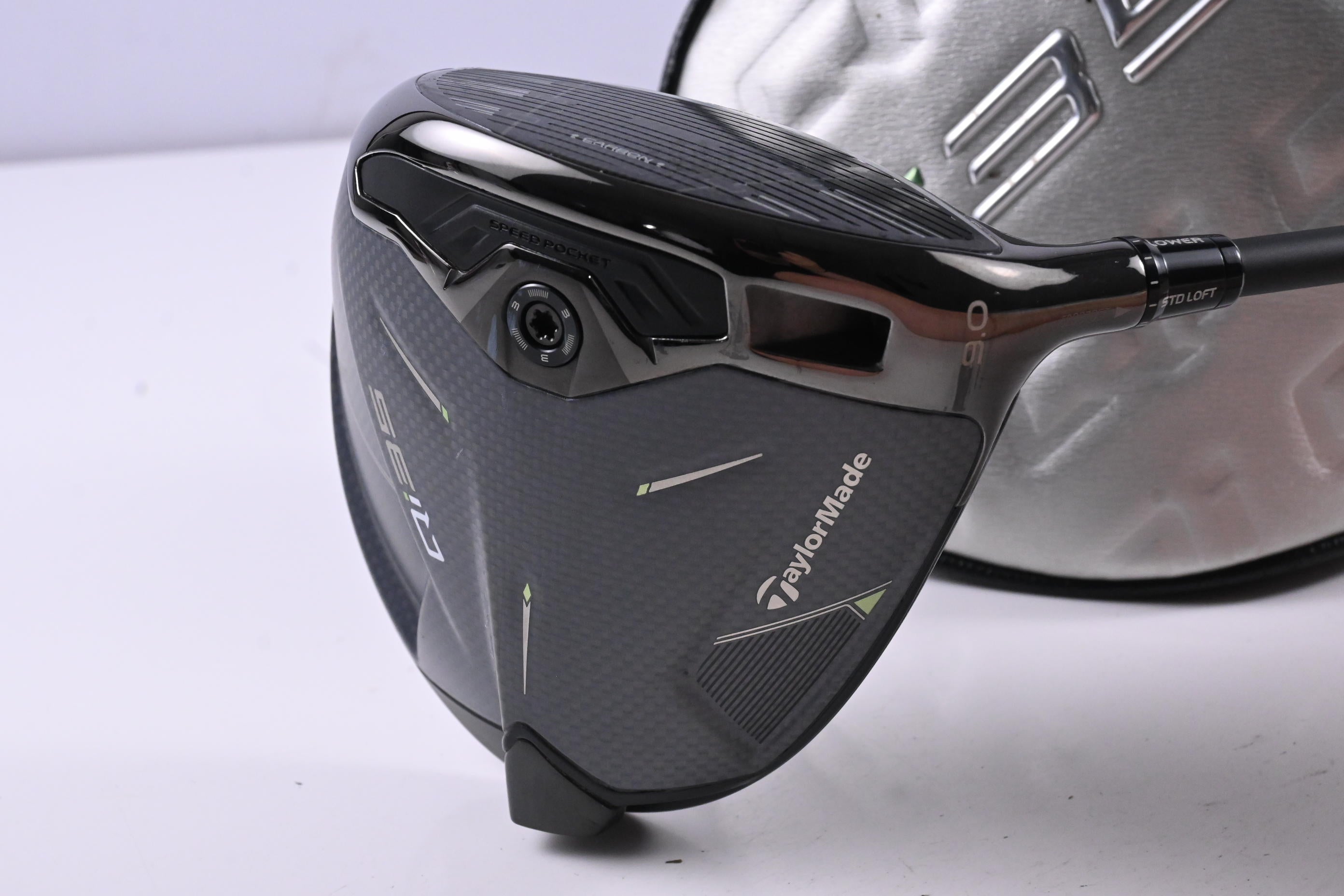 Taylormade Qi35 Driver / 9 Degree / X-Flex HZRDUS Black 60 Shaft
