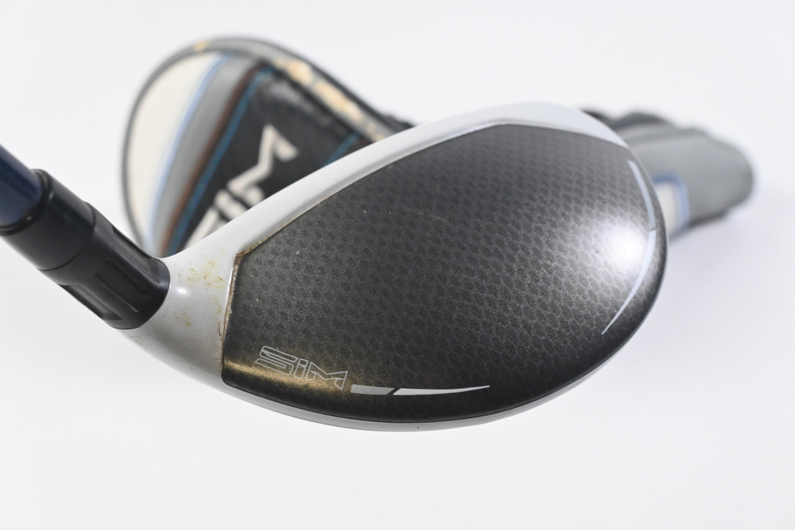 Taylormade SIM Max #4 Hybrid / 22 Degree / Regular Flex Ventus Blue 6 Shaft