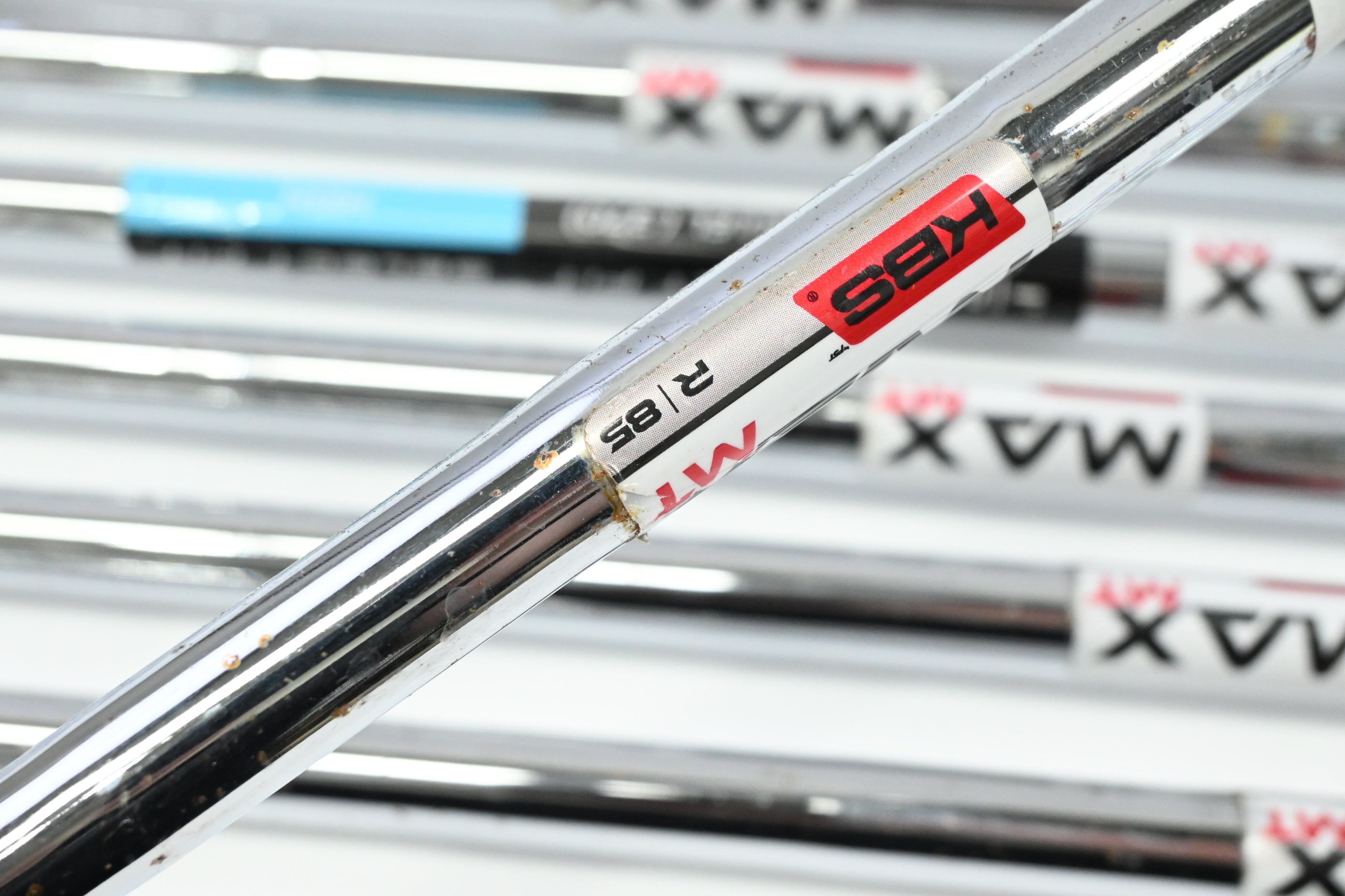 Taylormade SIM2 Max Irons / 4-PW / Regular Flex KBS Max MT 85 Shafts