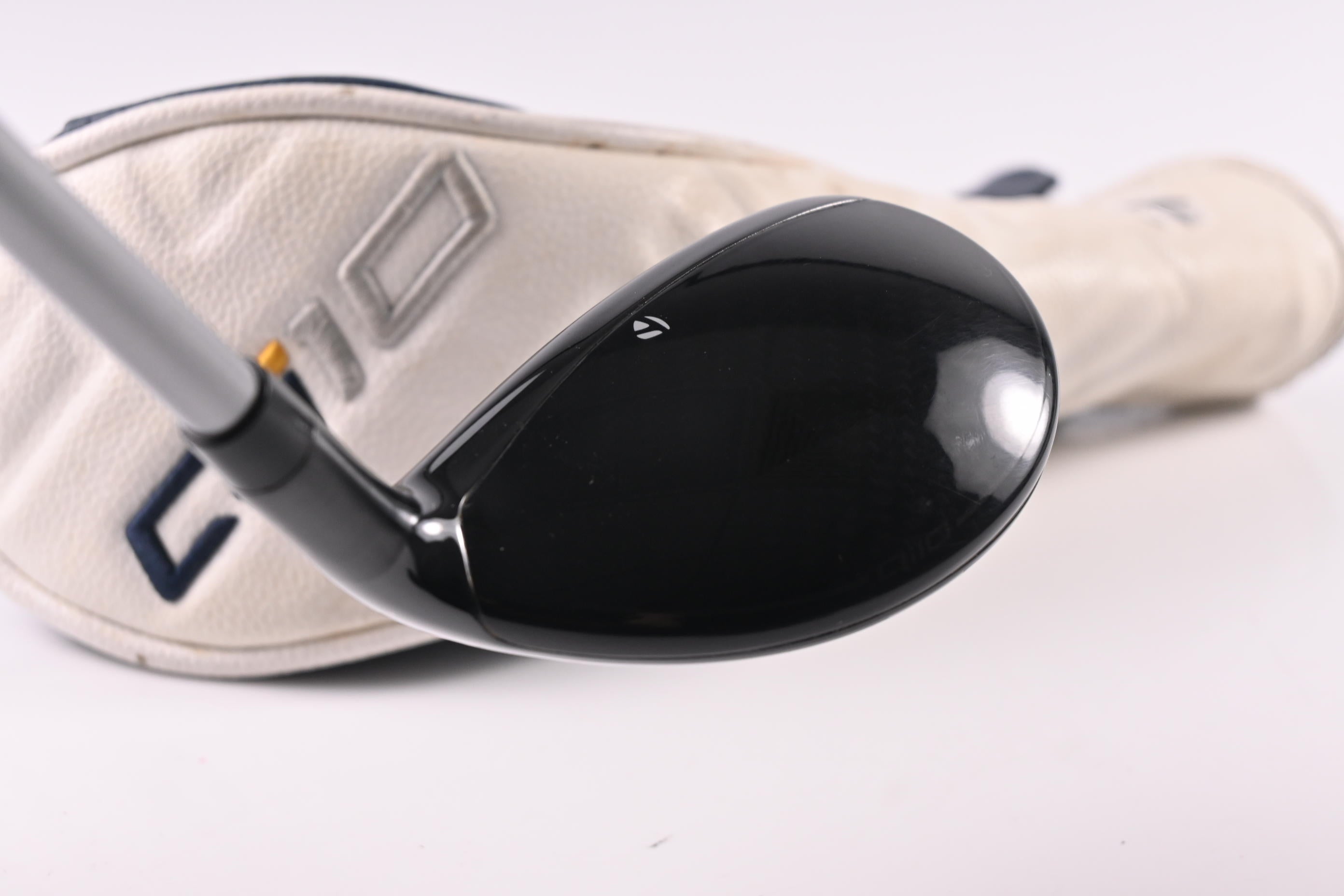 Taylormade Qi10 #6 Hybrid / 28 Degree / Regular Flex Fujikura SpeederNX TCS 50
