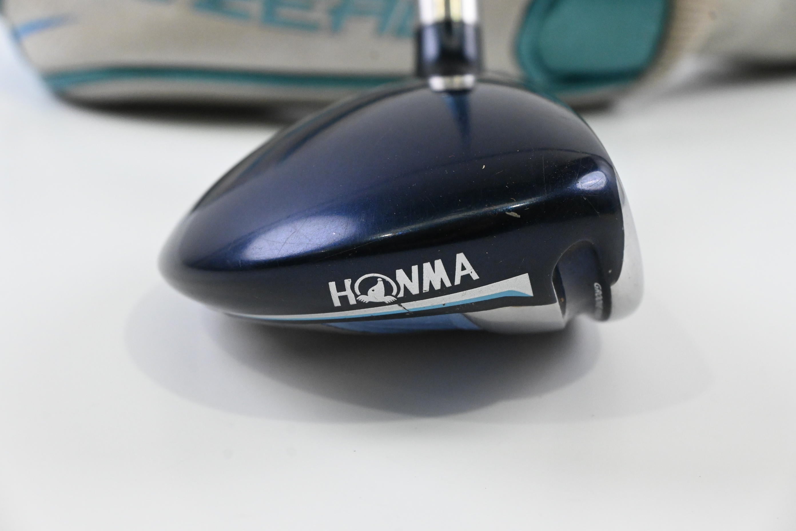 Ladies Honma Bezeal #4 Hybrid / 22 Degree / Ladies Flex Vizard 43 Shaft