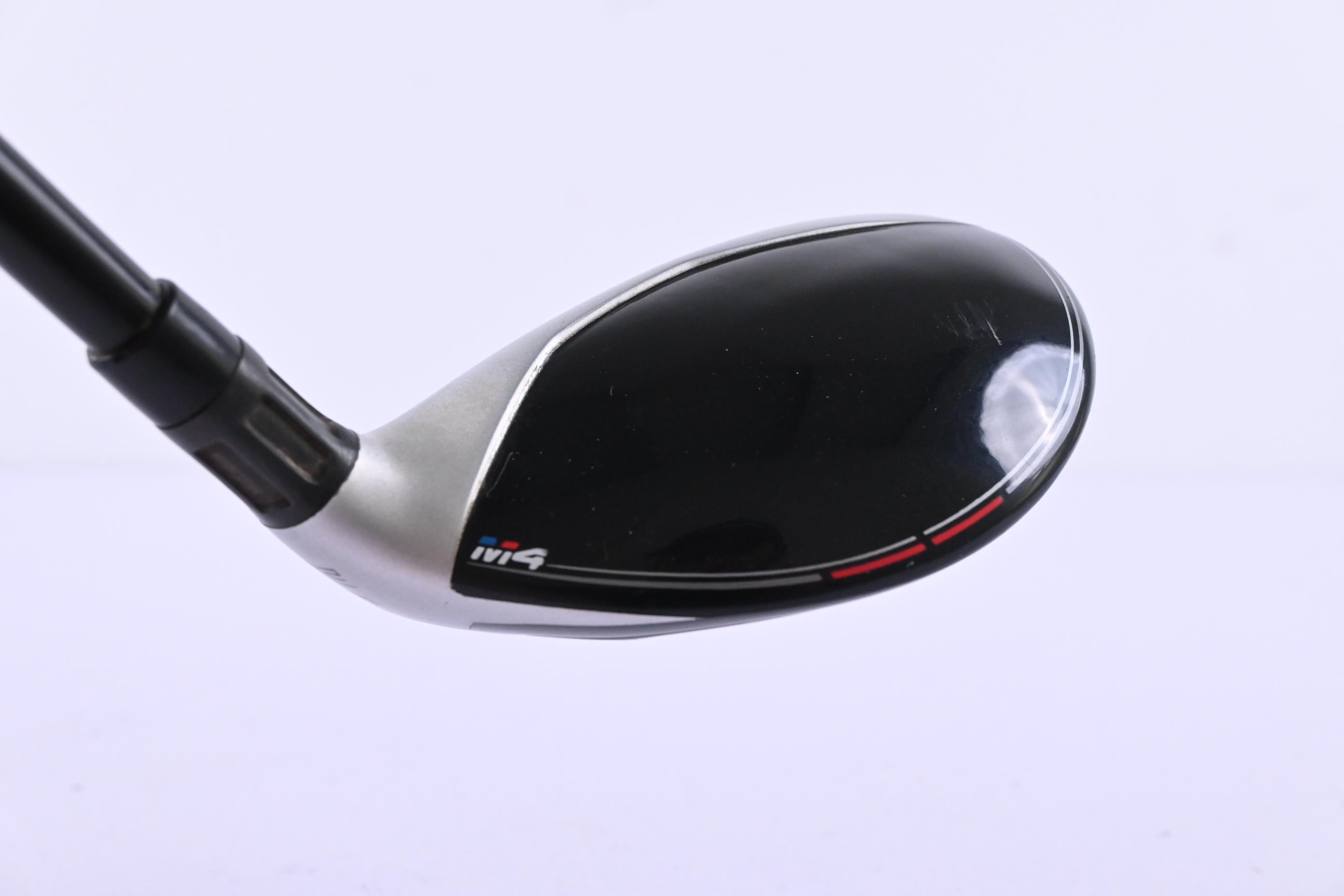 Taylormade M4 #2 Hybrid / 22 Degree / Regular Flex Fujikura Atmos Red 6 Shaft