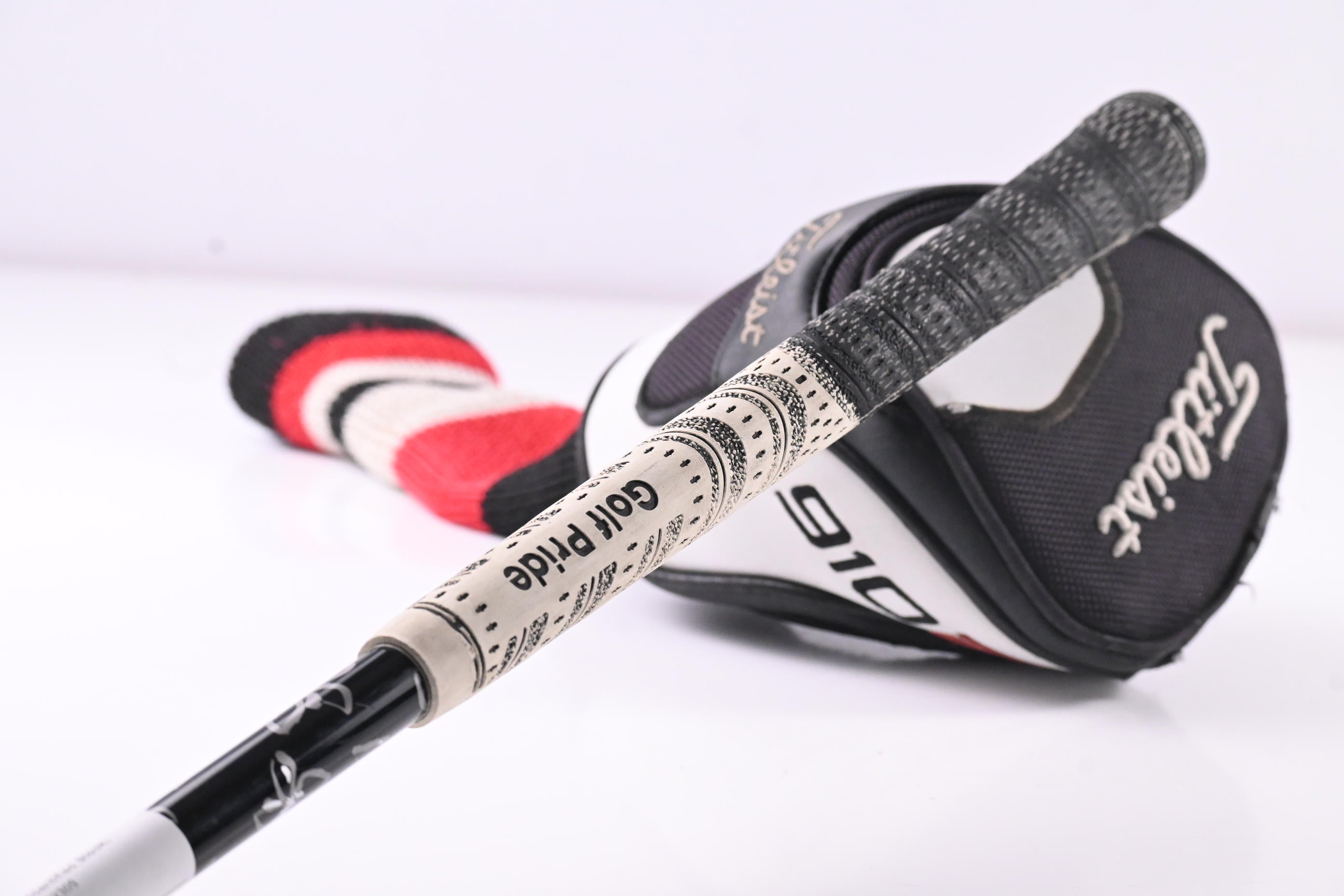 Titleist 910 FD #3 Wood / 15 Degree / Stiff Flex Diamana 'ahina 82 Shaft
